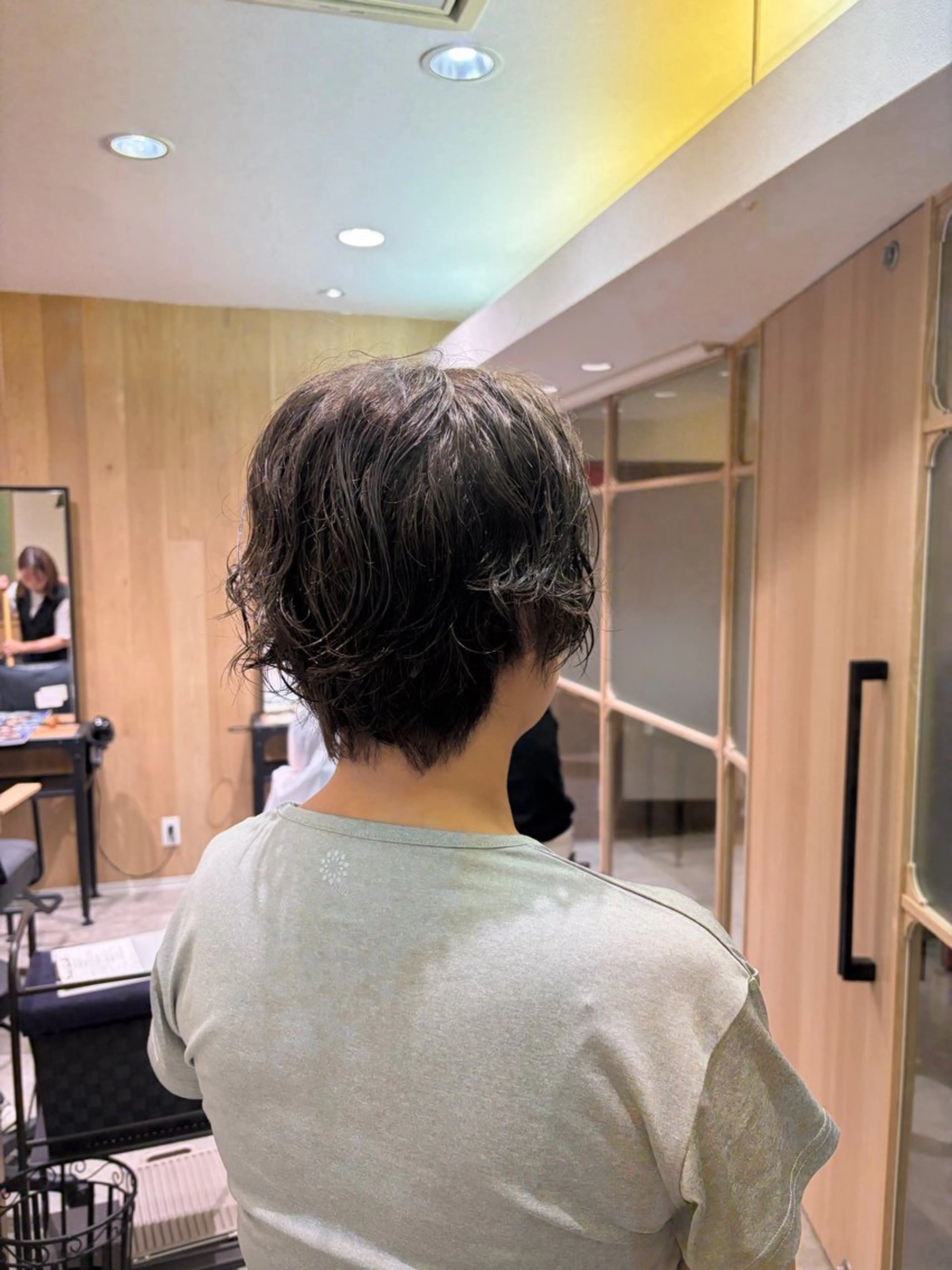 ショート RosierBleu 中山のヘアスタイル