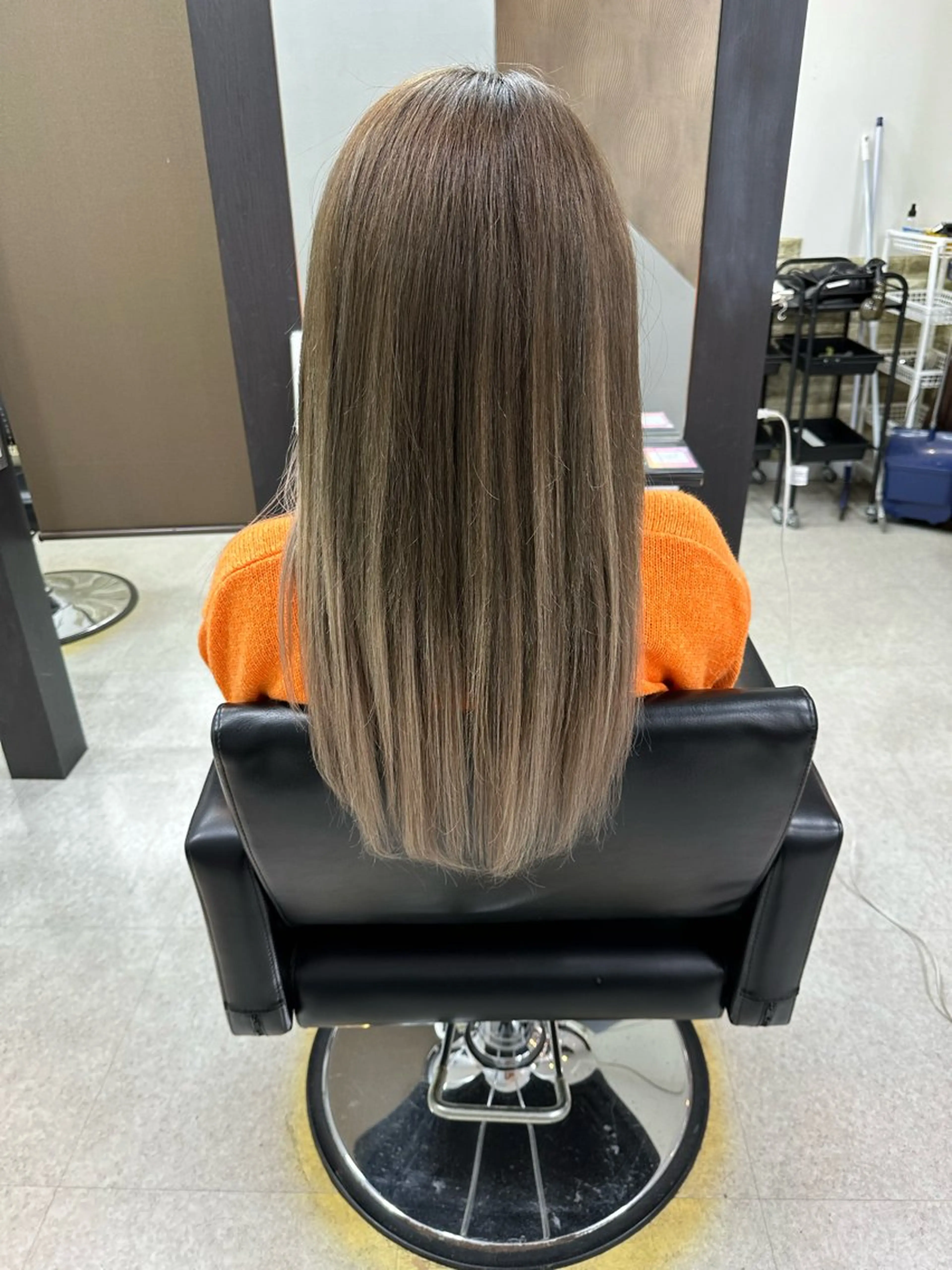 ロング シールエクステ エクステ レイヤーカット エクステ 坪井 拓海のヘアスタイル