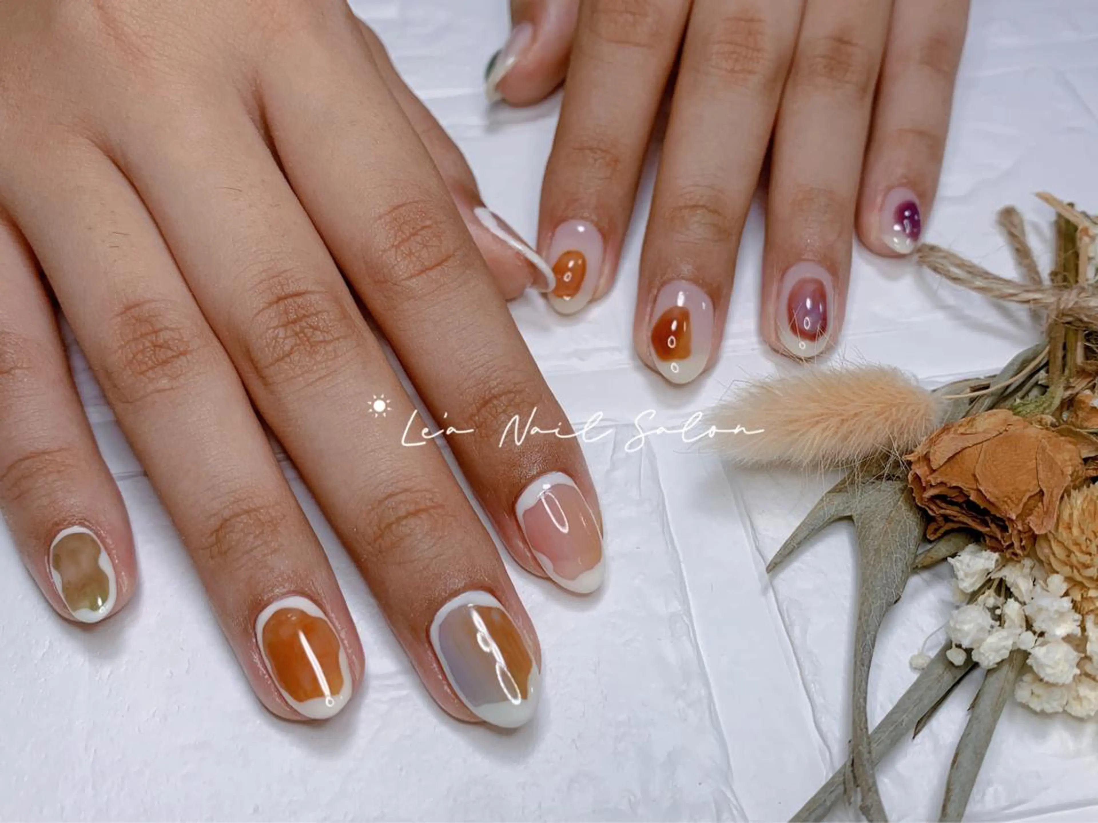 ショート カラー ネイル Le’a NailSalonのネイルデザイン