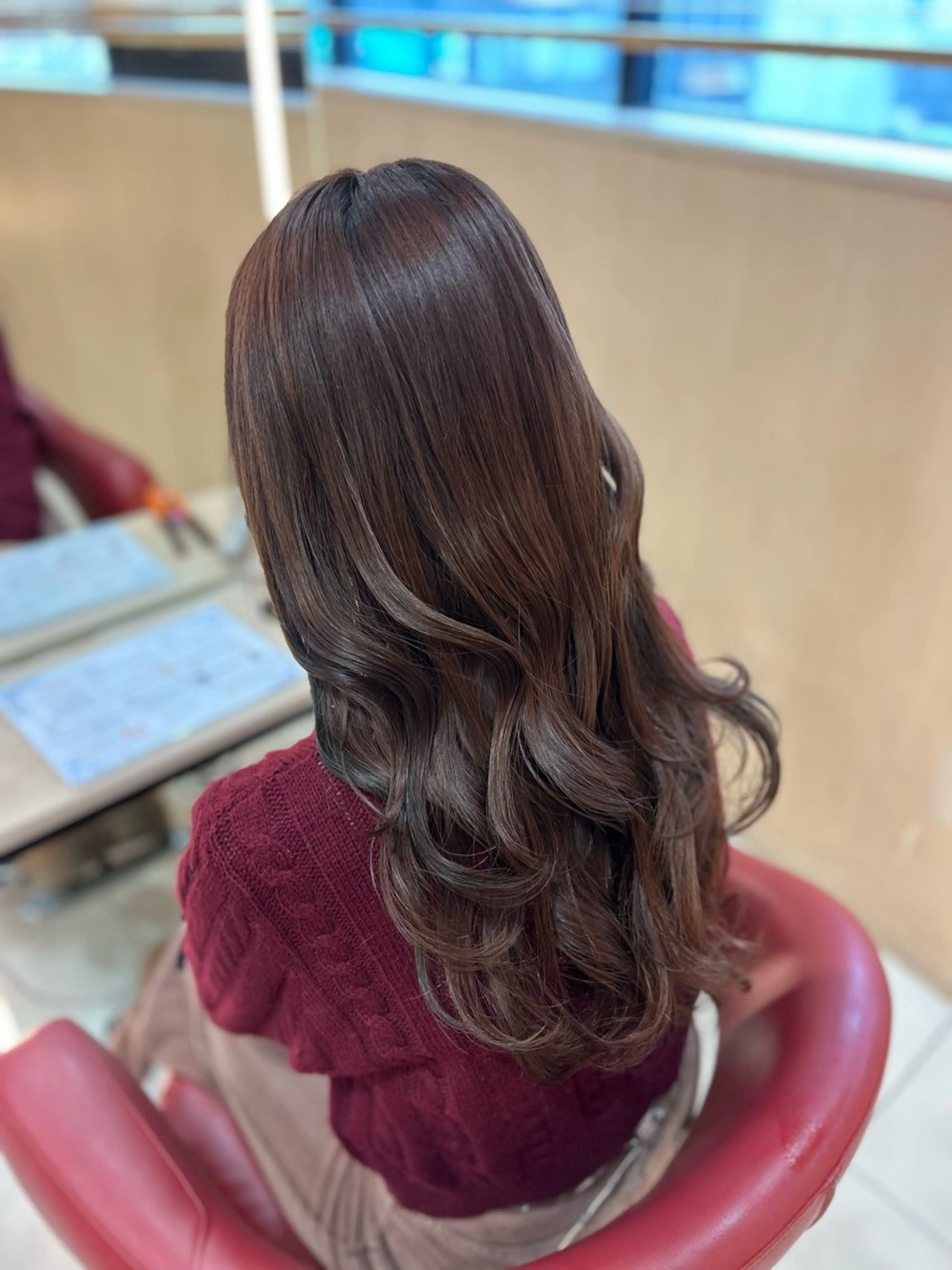 ロング カラー カット ヘアカラー トリートメント ゆめ ベージュカラーのヘアスタイル