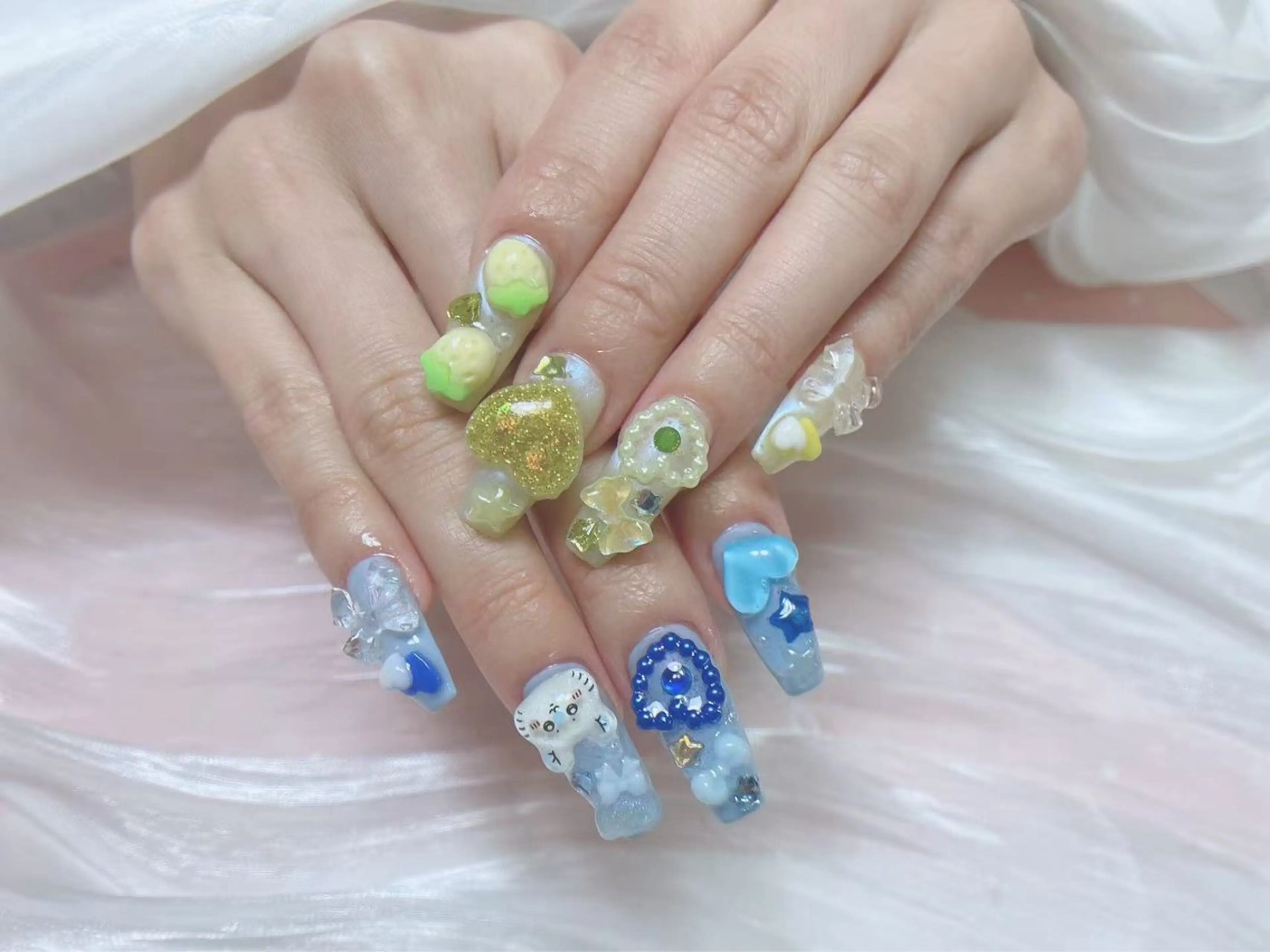 ネイル ジョリ kasumi🌹💅のネイルデザイン