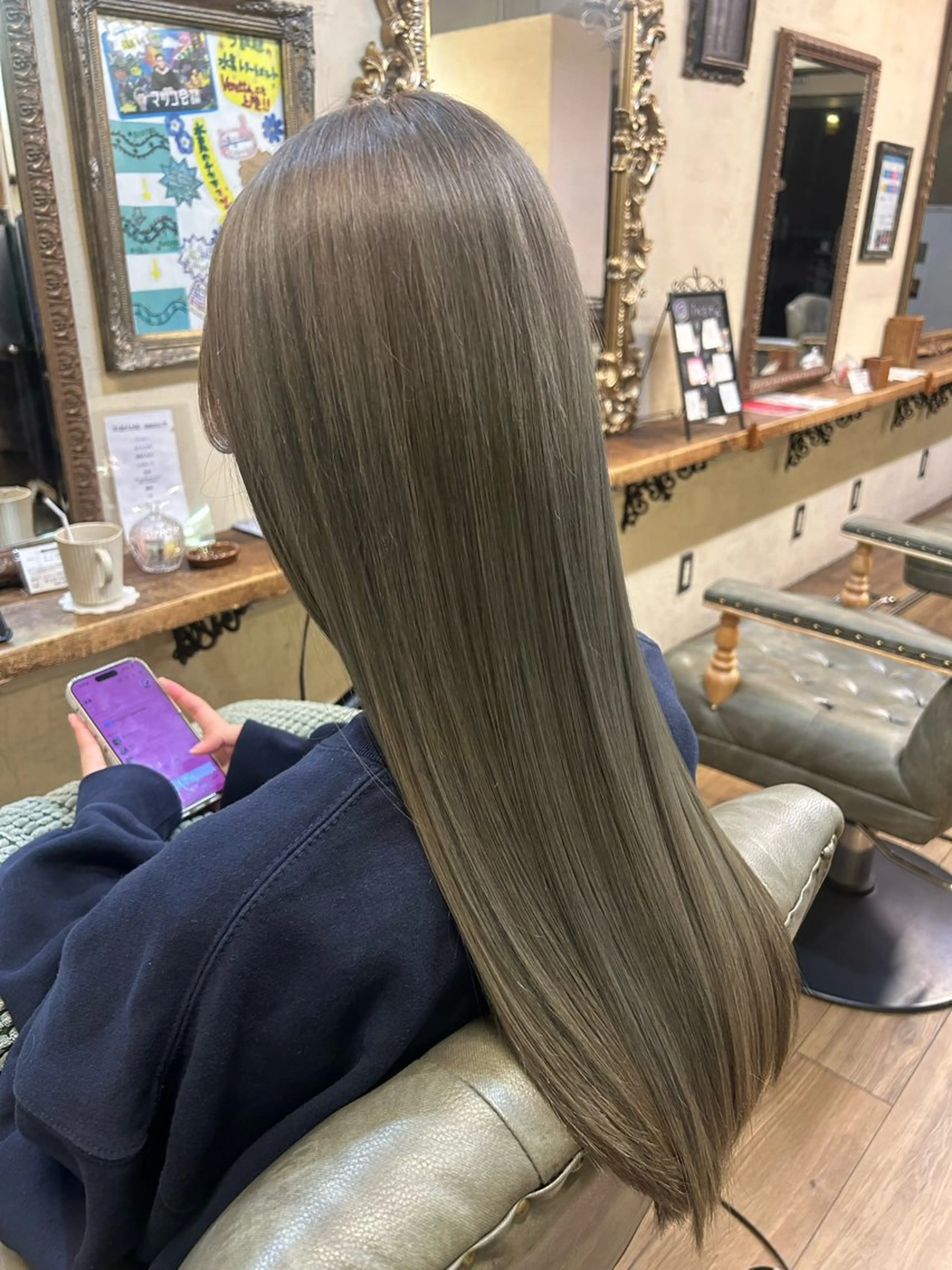 ロング カラー ブリーチ グレージュ オリーブグレージュ オリーブグレー 🫧🍋ダブルカラー 🍋mizuhoのヘアスタイル