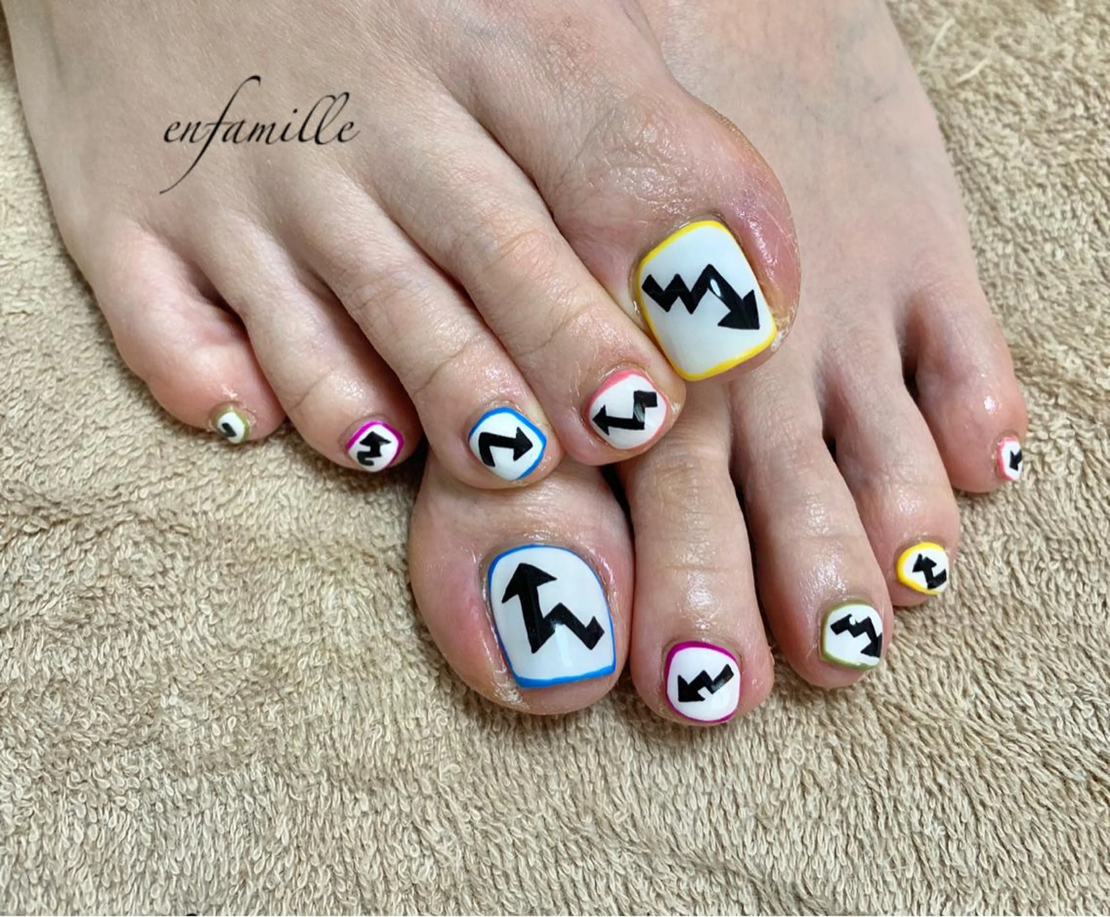 ネイル アートネイル フットネイル nail salon en familleのネイルデザイン