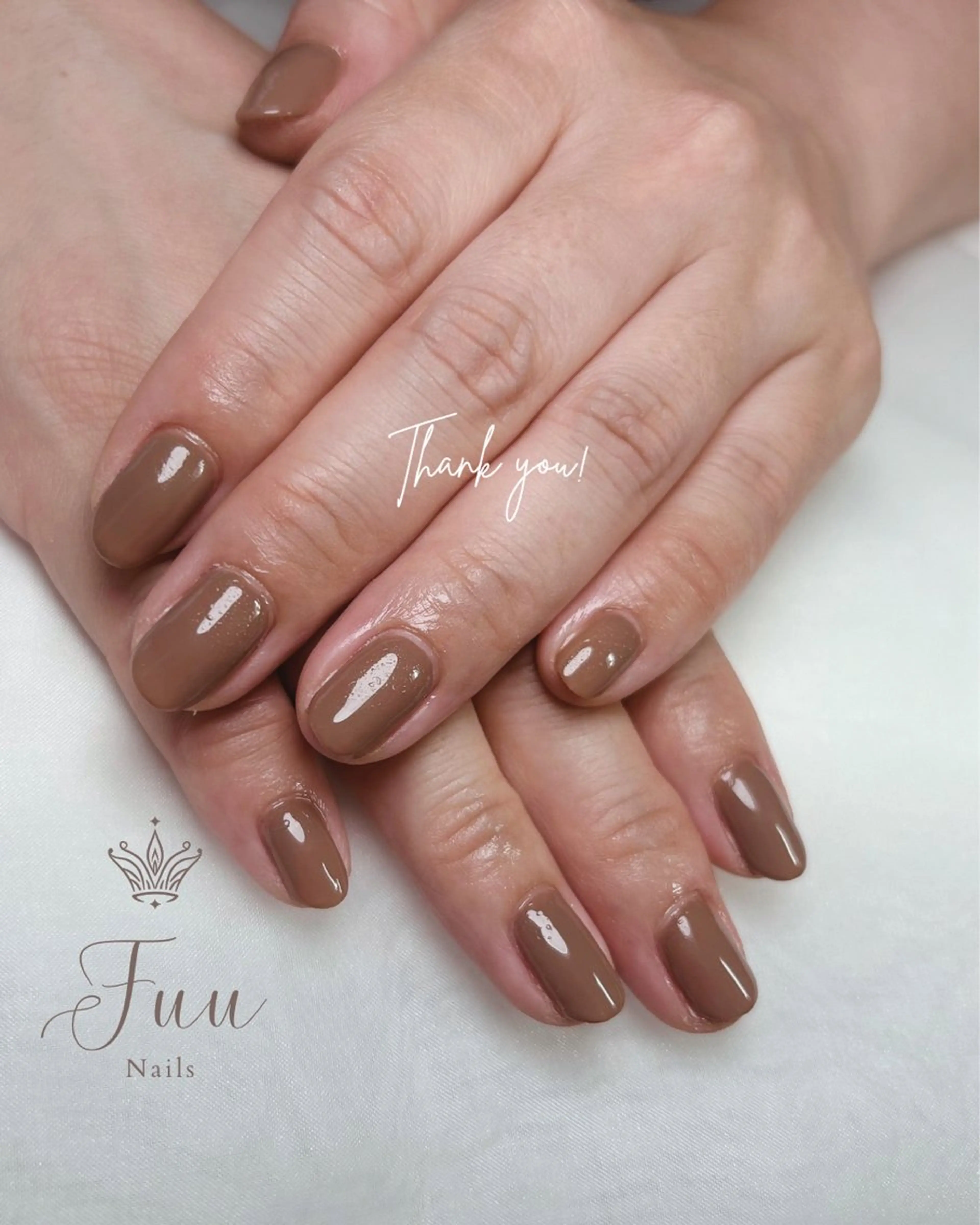 ネイル オフィスネイル シンプルネイル 犬のいるネイルサロン Fuu nailsのネイルデザイン