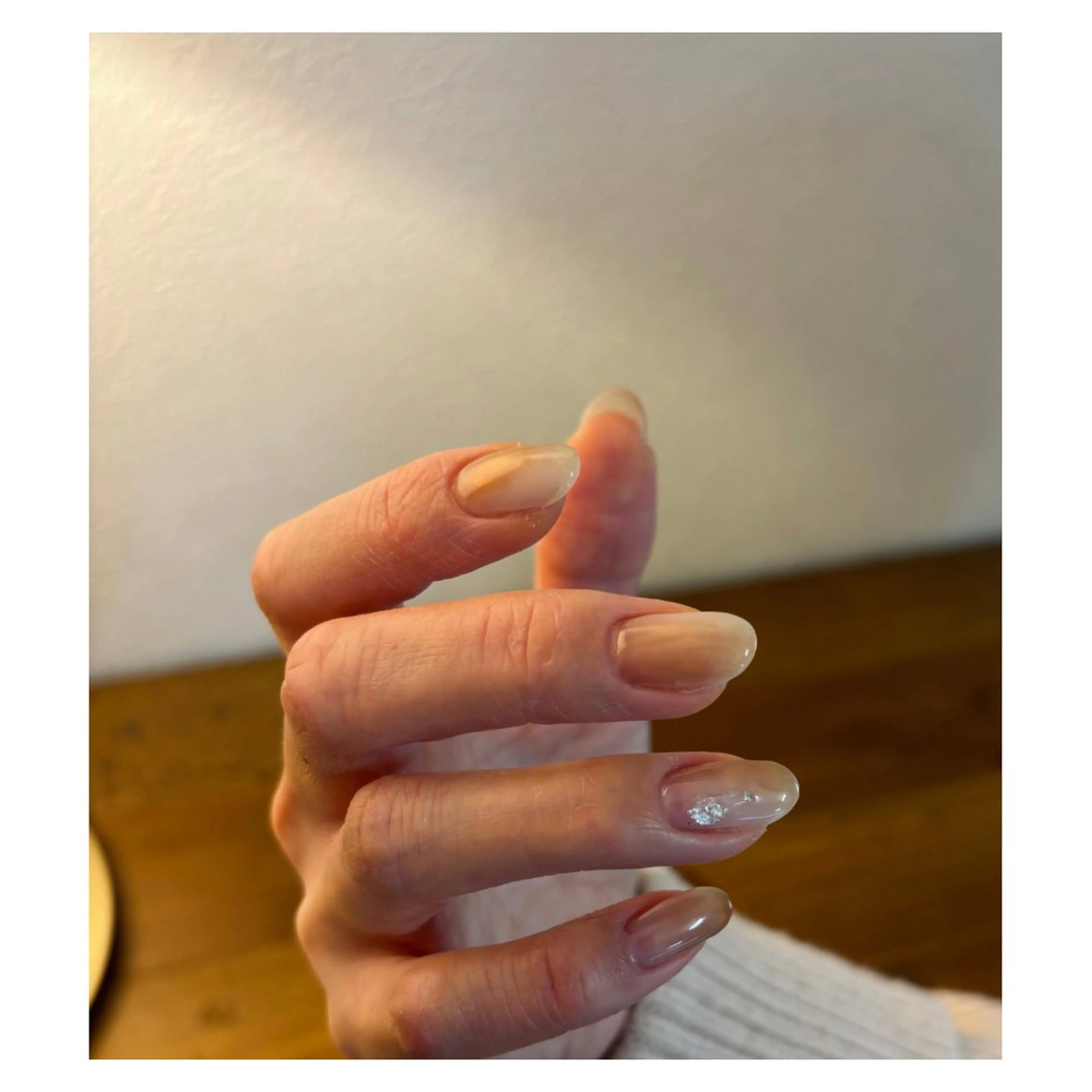 ネイル オーロラネイル ハンドネイル Elio 国泰寺のネイルデザイン