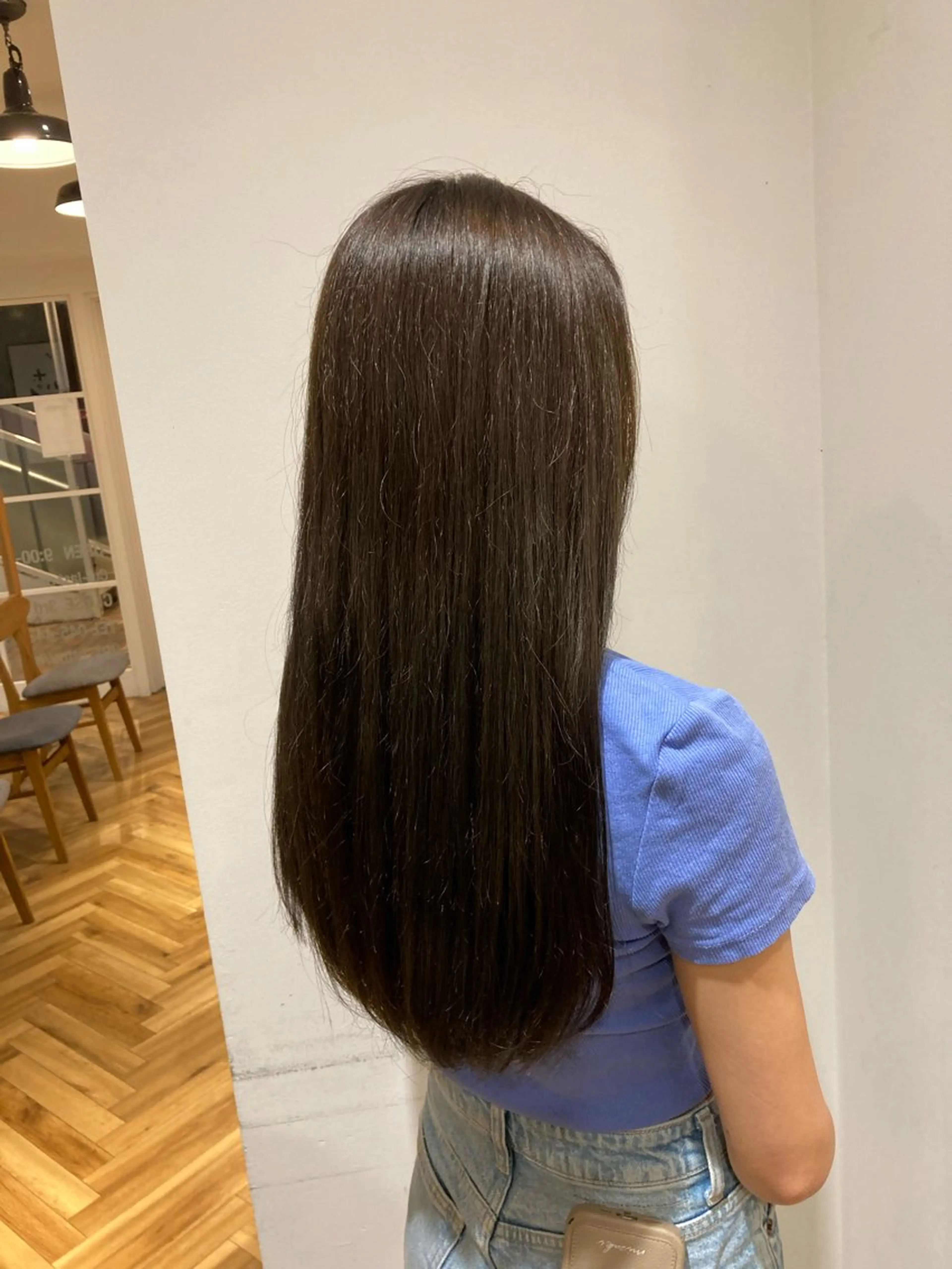カラー 小林 駿介のヘアスタイル