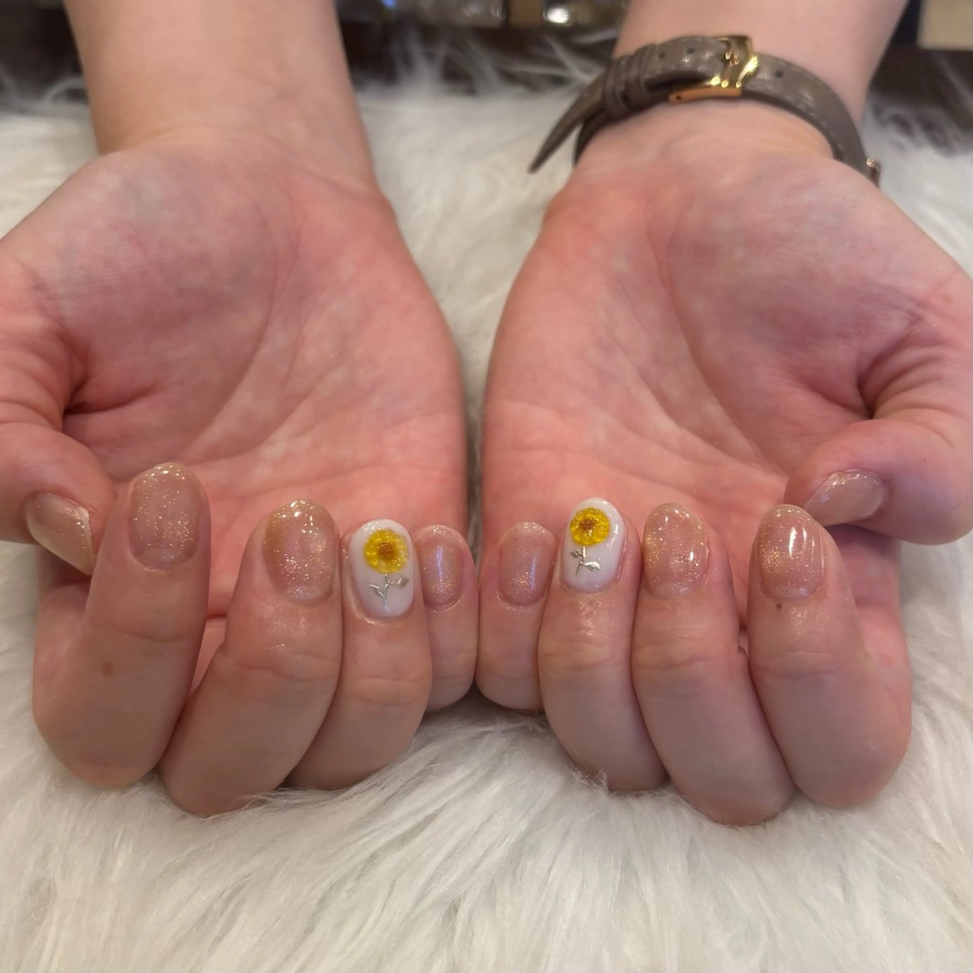 ネイル 氷ネイル・うるうるネイル マグネットネイル ぷっくりネイル ハンドネイル Nobody_ Reikaのネイルデザイン