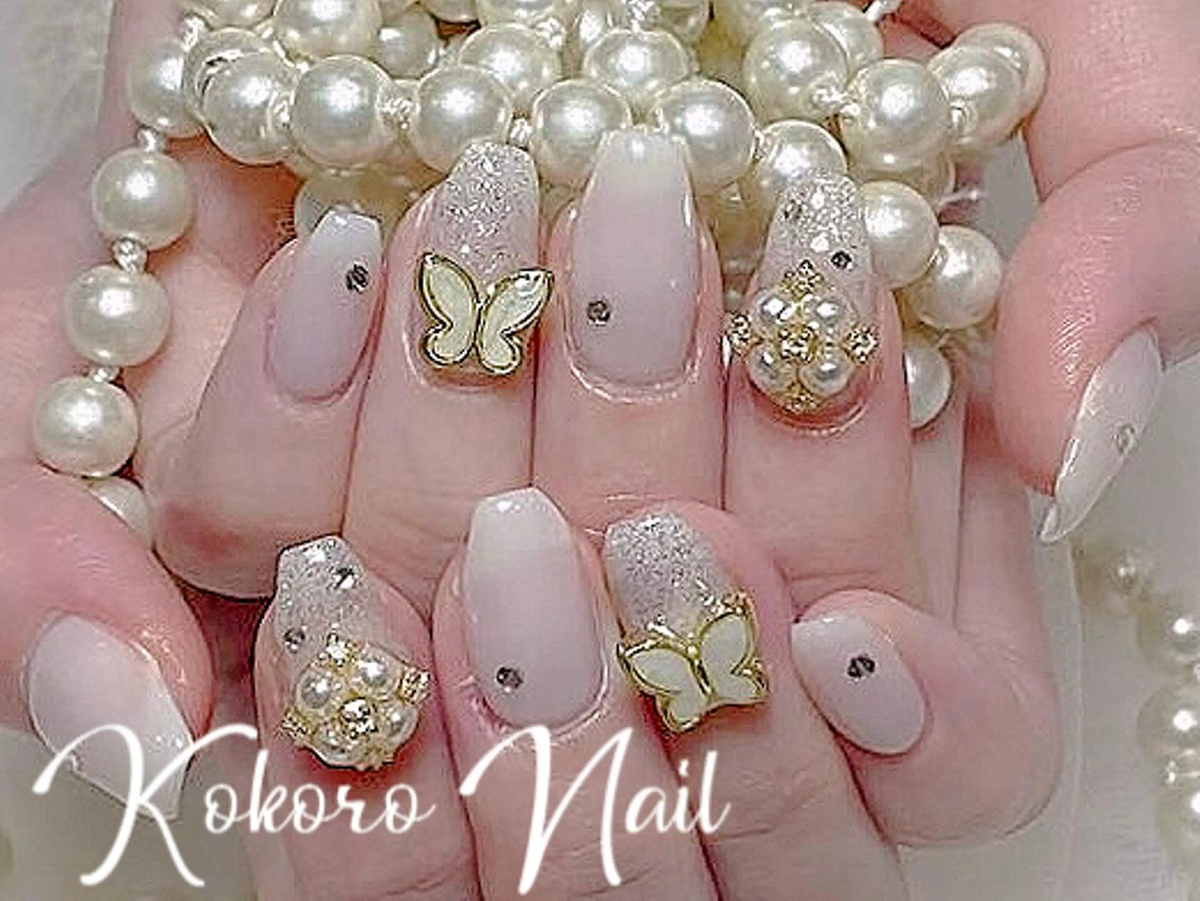 ネイル Hawchumi 💅のネイルデザイン