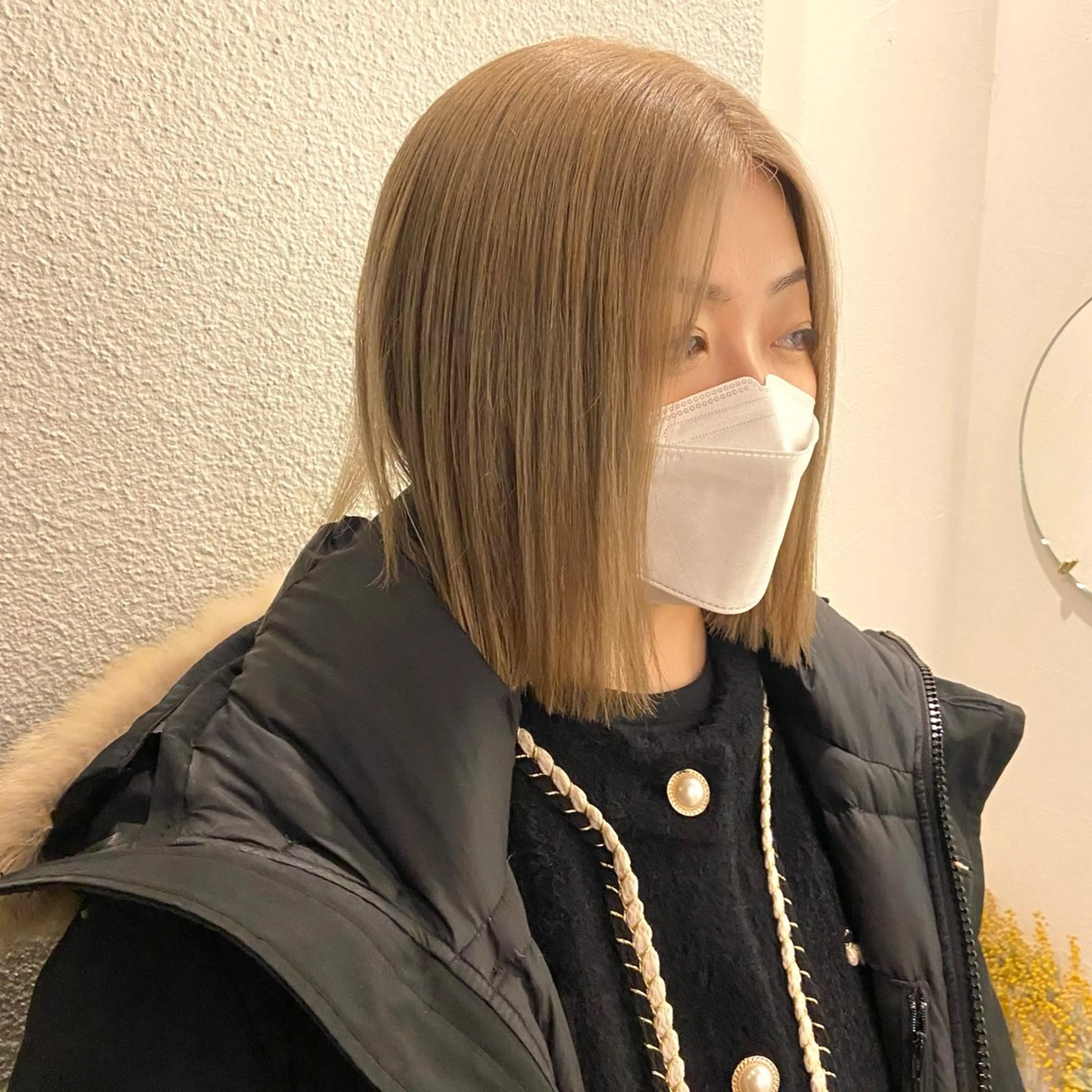 ミディアム カラー ショート/ウルフ ハイトーン/カイセイのヘアスタイル