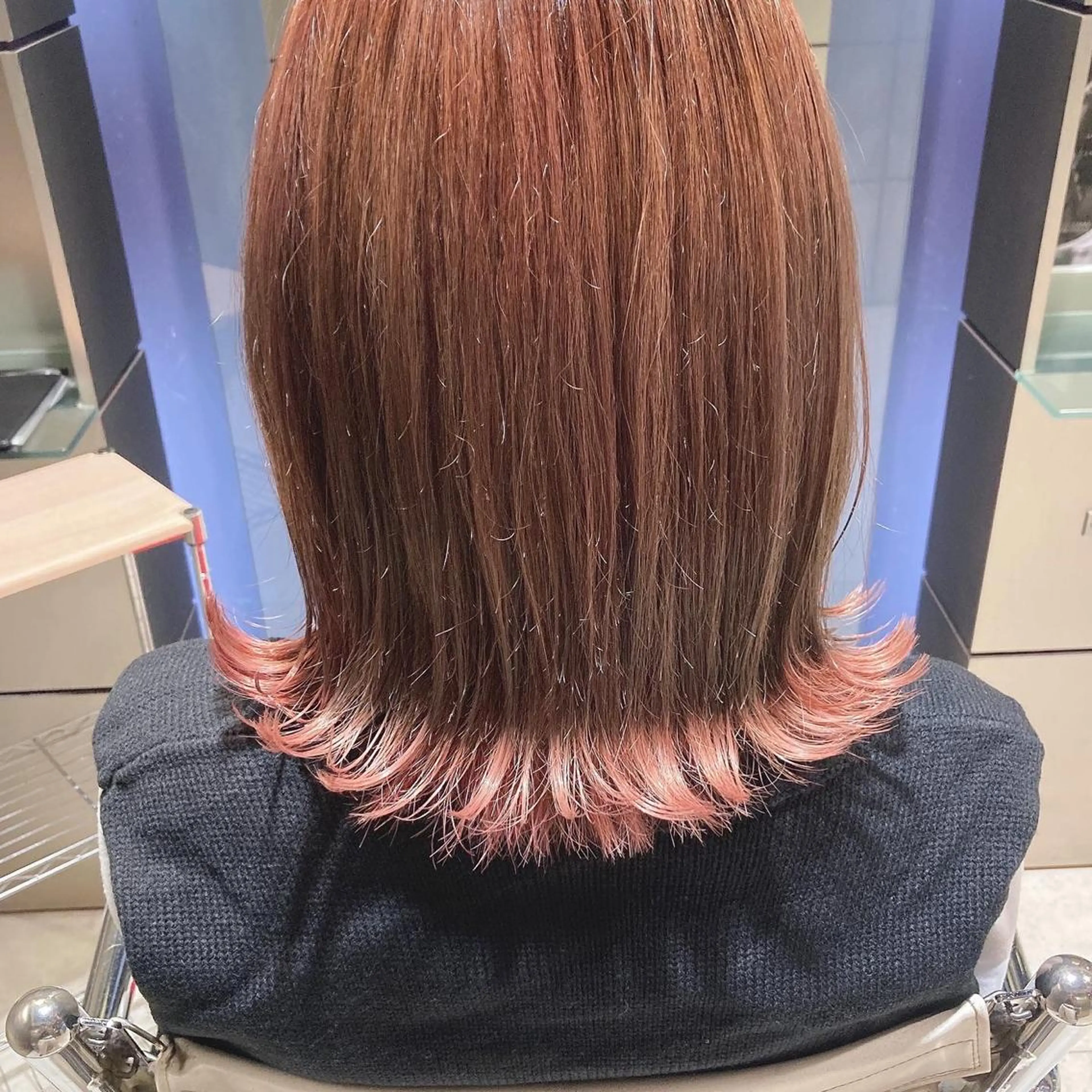 ミディアム カラー ベージュカラー ブリーチ ミルクティーベージュ ピンクカラー カット ヘアカラー トリートメント スキバサミを使わない カット🌼唯🌼のヘアスタイル