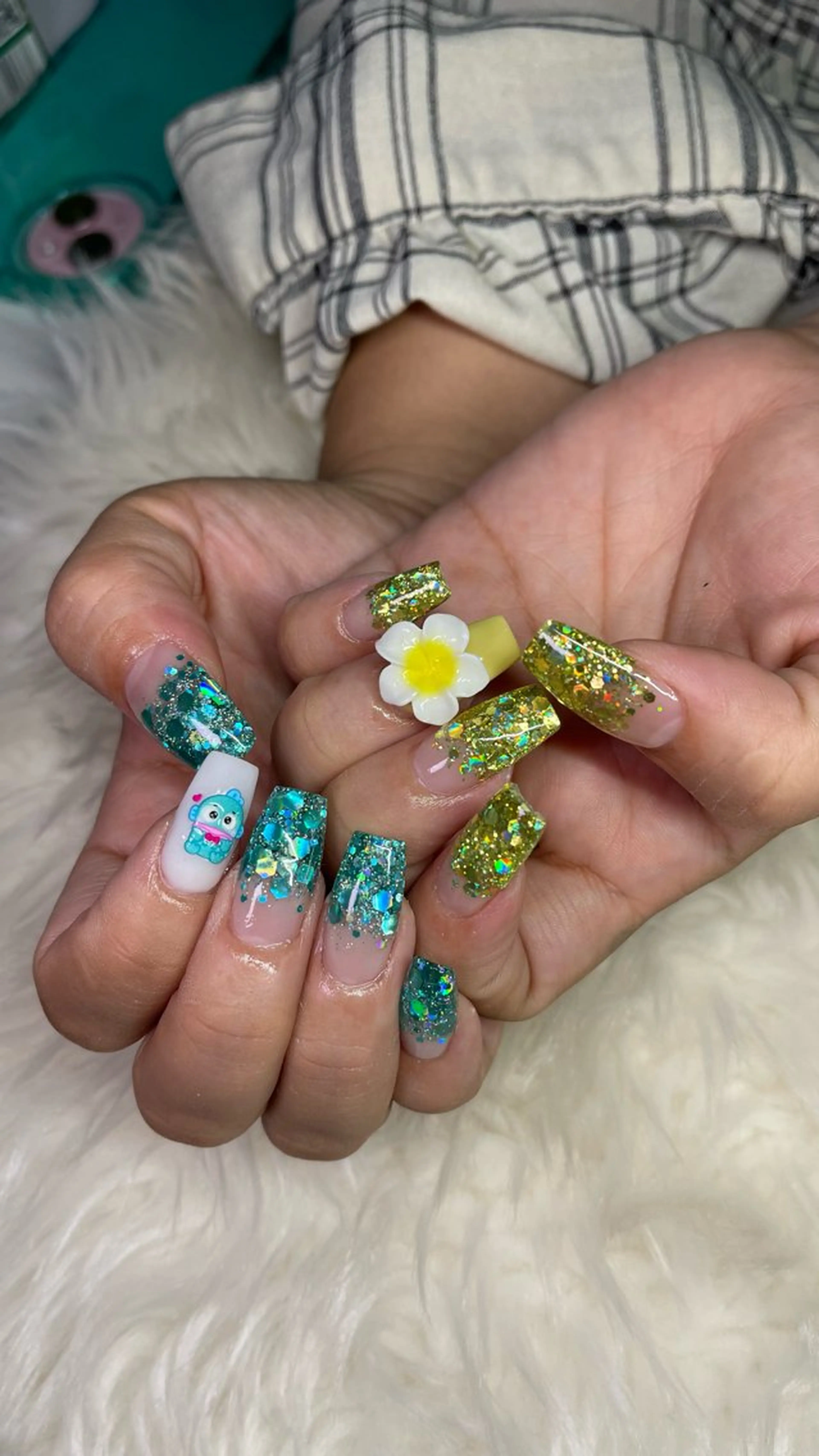 ネイル ハンドネイル NAIL FOCUS Lisaのネイルデザイン