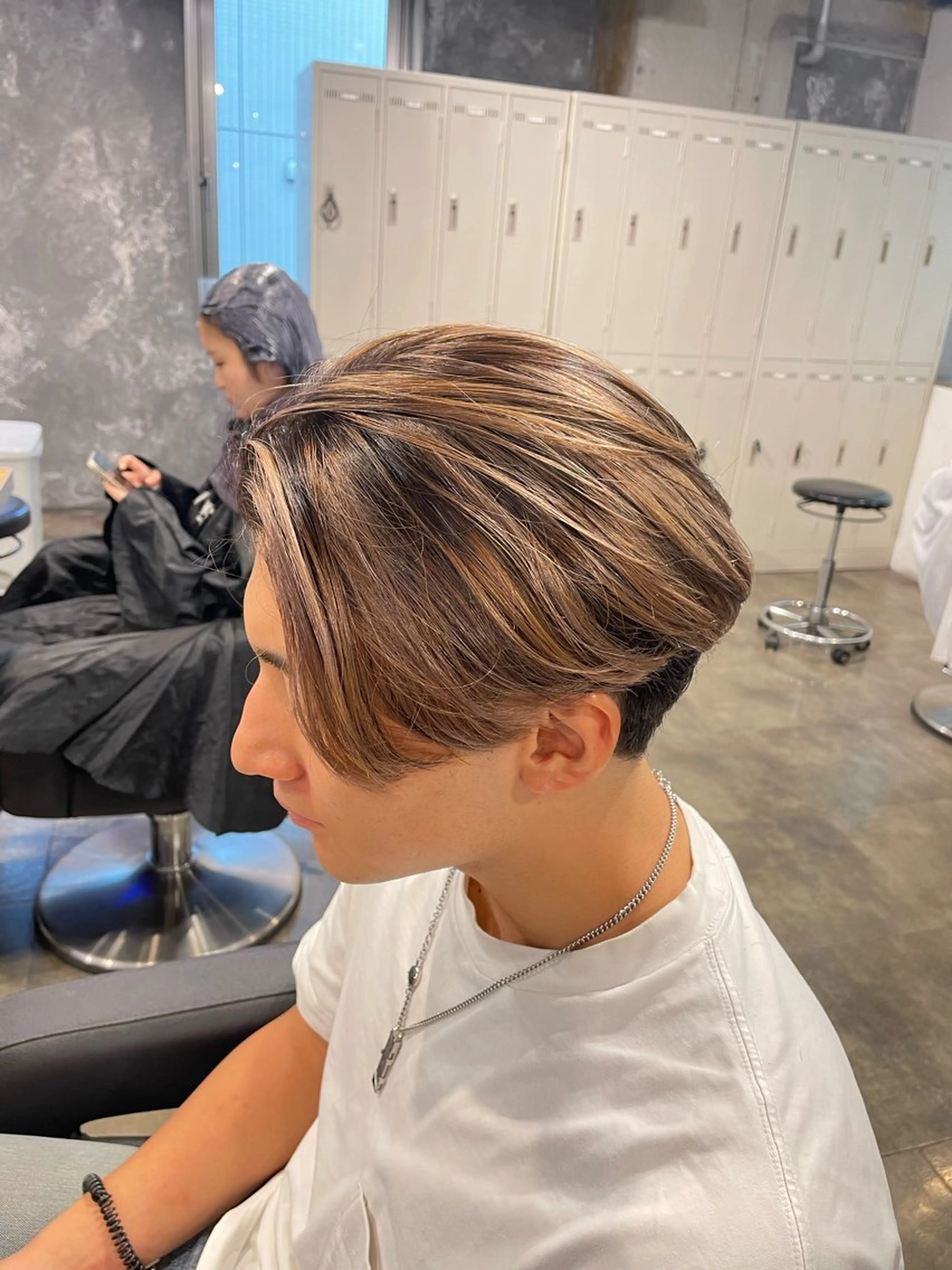 メンズ メンズバレイヤージュ カット ヘアカラー トリートメント ヘッドスパ メンズ特化美容師 💠チナツのヘアスタイル