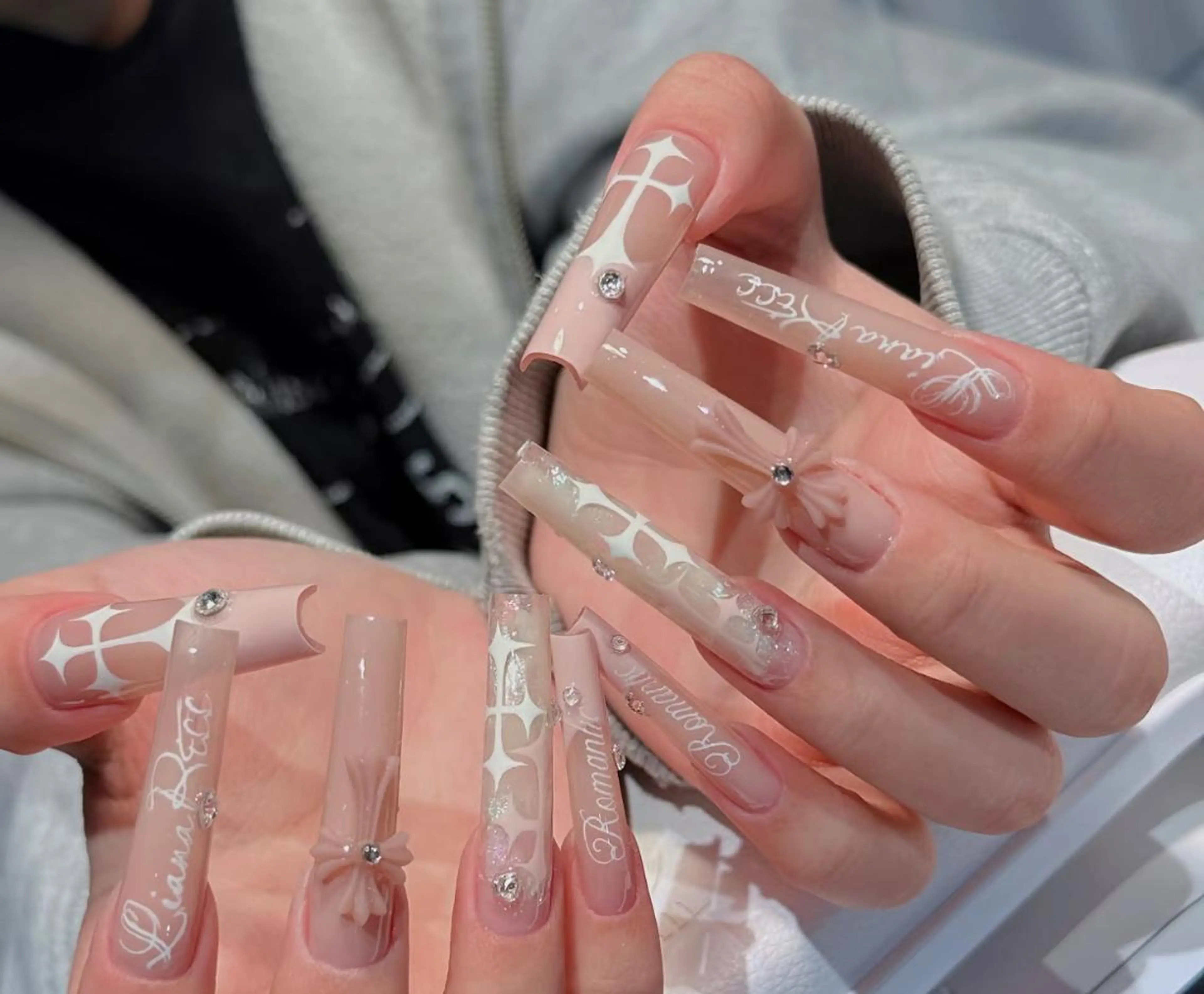 ネイル ハンドネイル 🎀 UU_nailのネイルデザイン