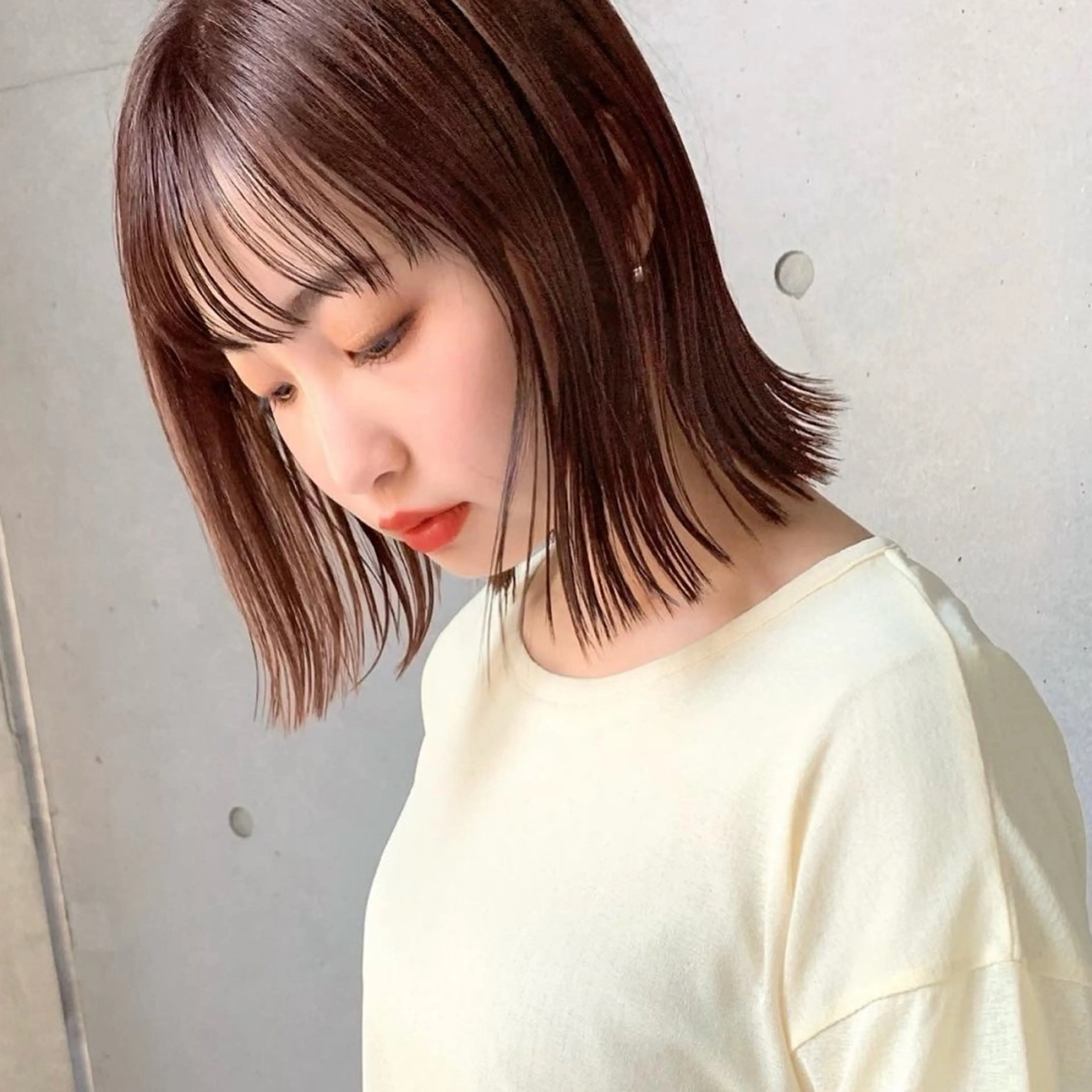 ショート カラー 切りっぱなしボブ ブラウンカラー ナチュラルブラウン ボブ カット ヘアカラー トリートメント ボブ・レイヤー🎀 エミリのヘアスタイル