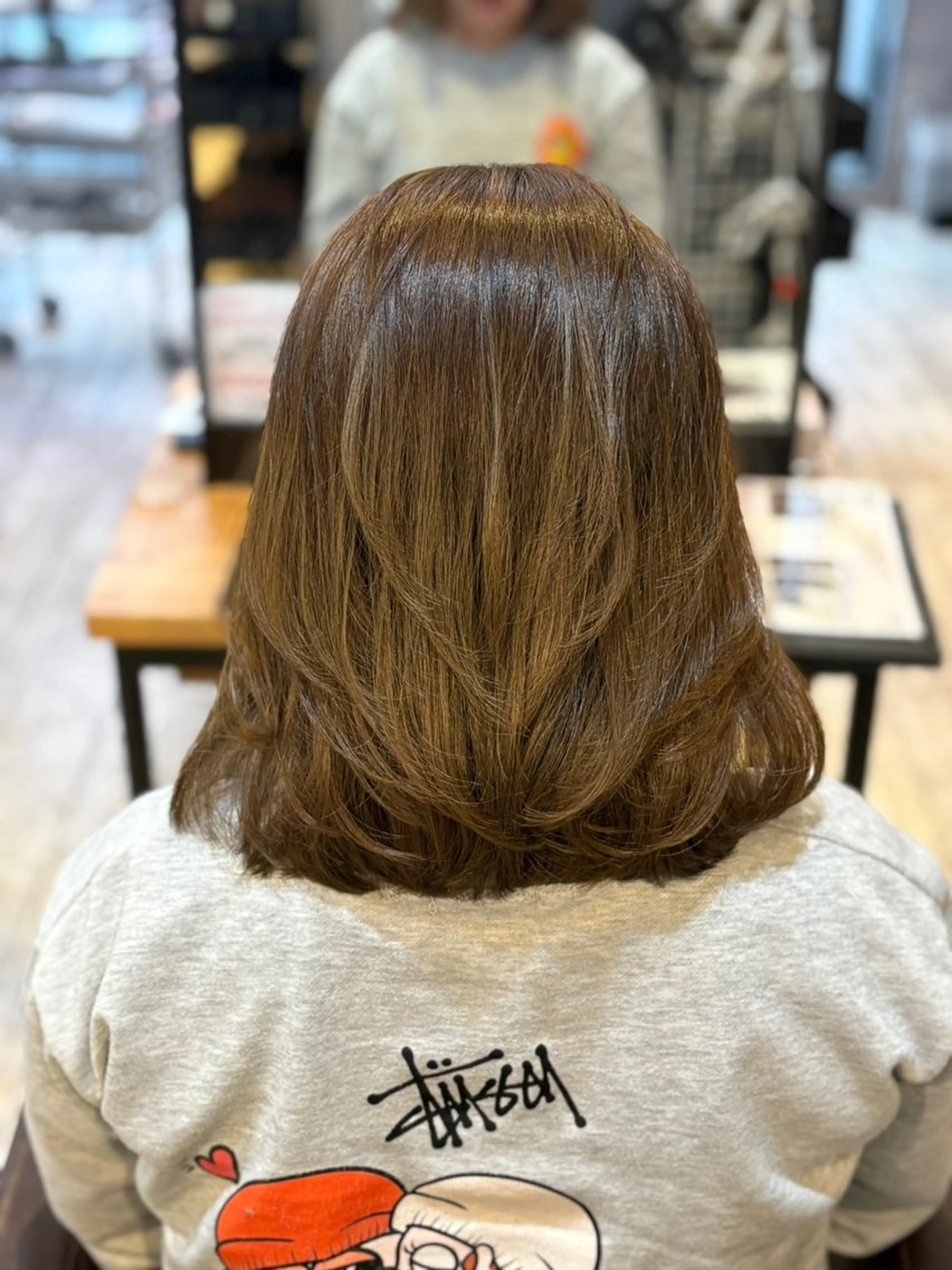 ミディアム カラー ベージュカラー オリーブベージュ カット ヘアカラー トリートメント 艶カラー 藤澤さくらのマツエク・マツパデザイン
