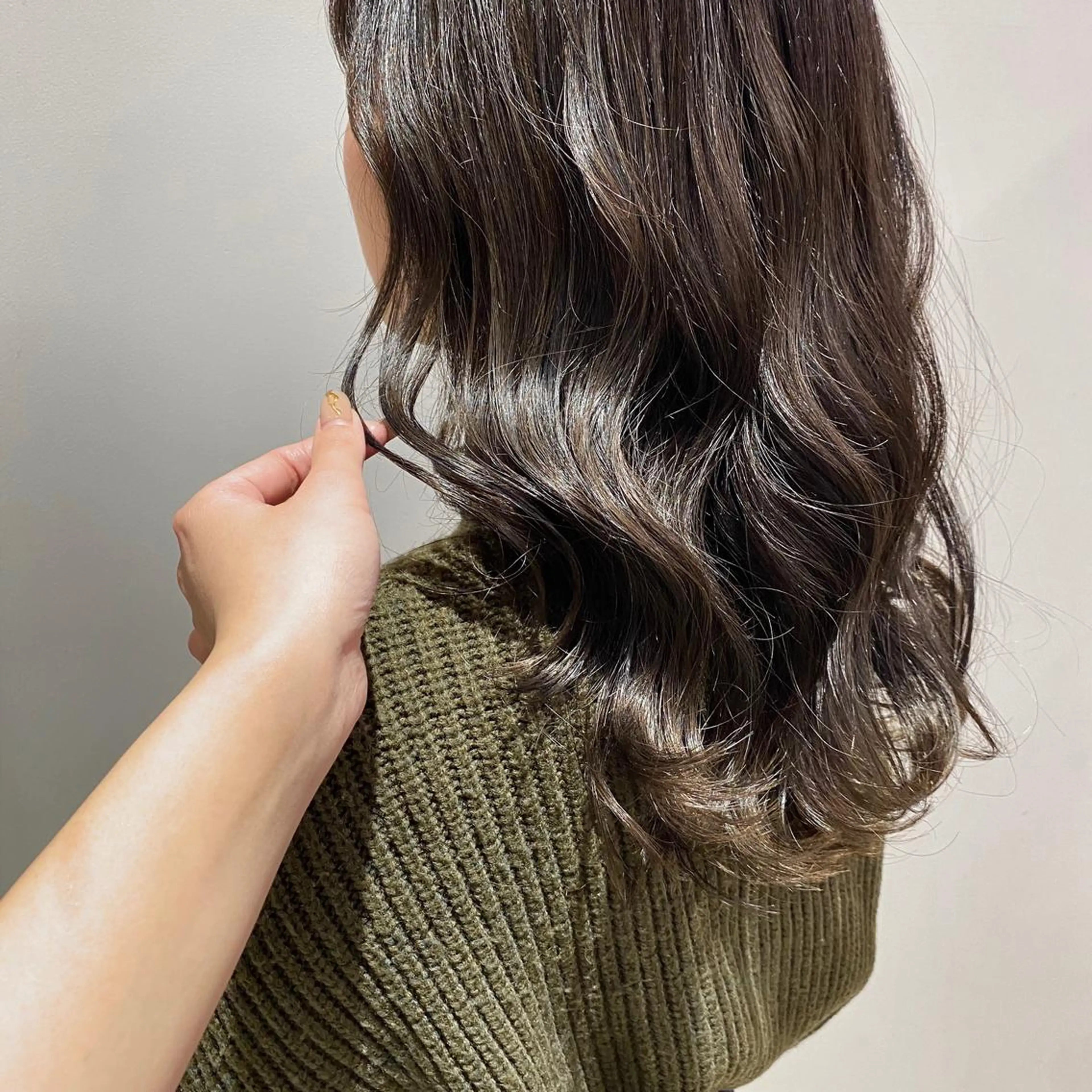 ロング RAD心斎橋 ナカムラチヒロのヘアスタイル