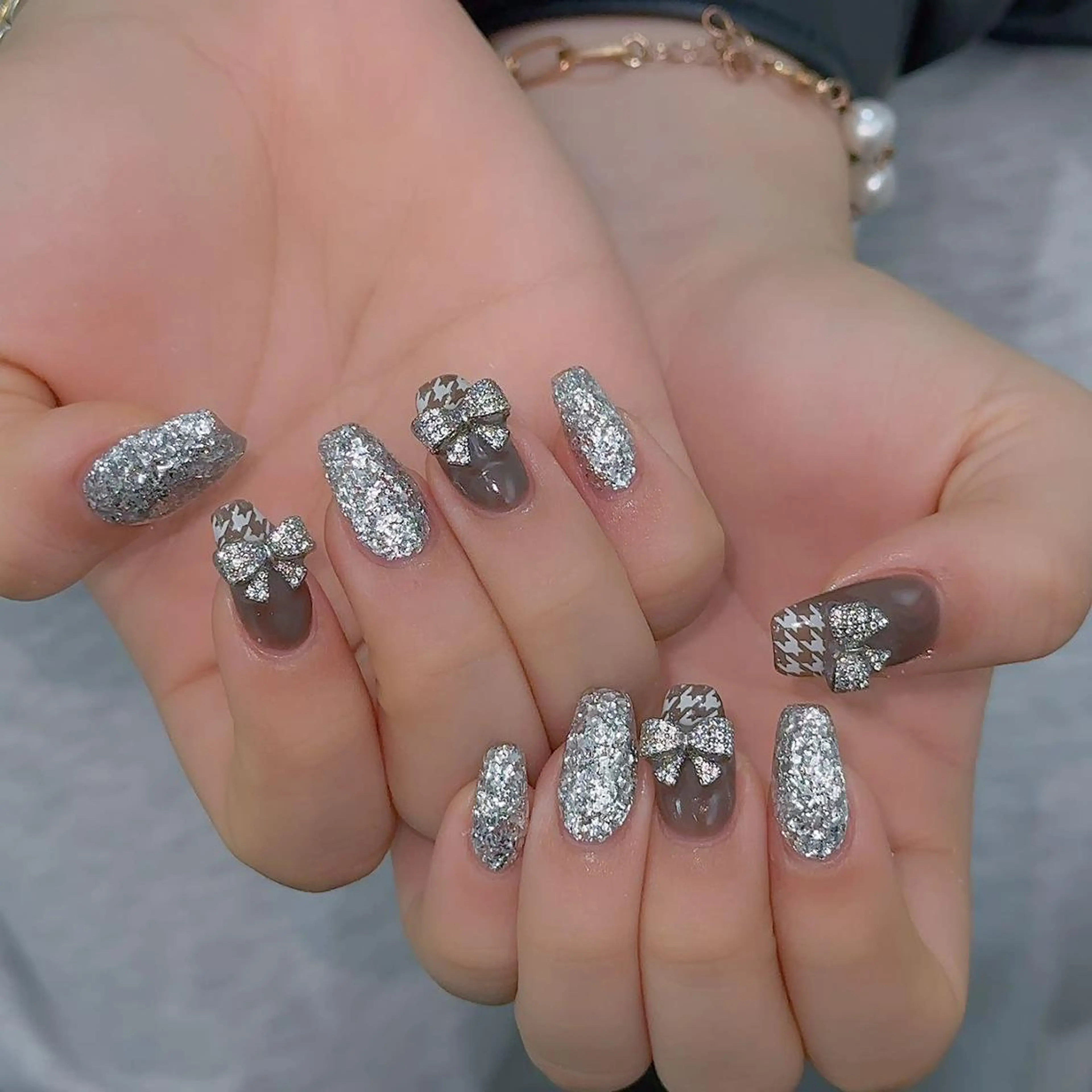 ネイル ハンドネイル Queens momoのネイルデザイン