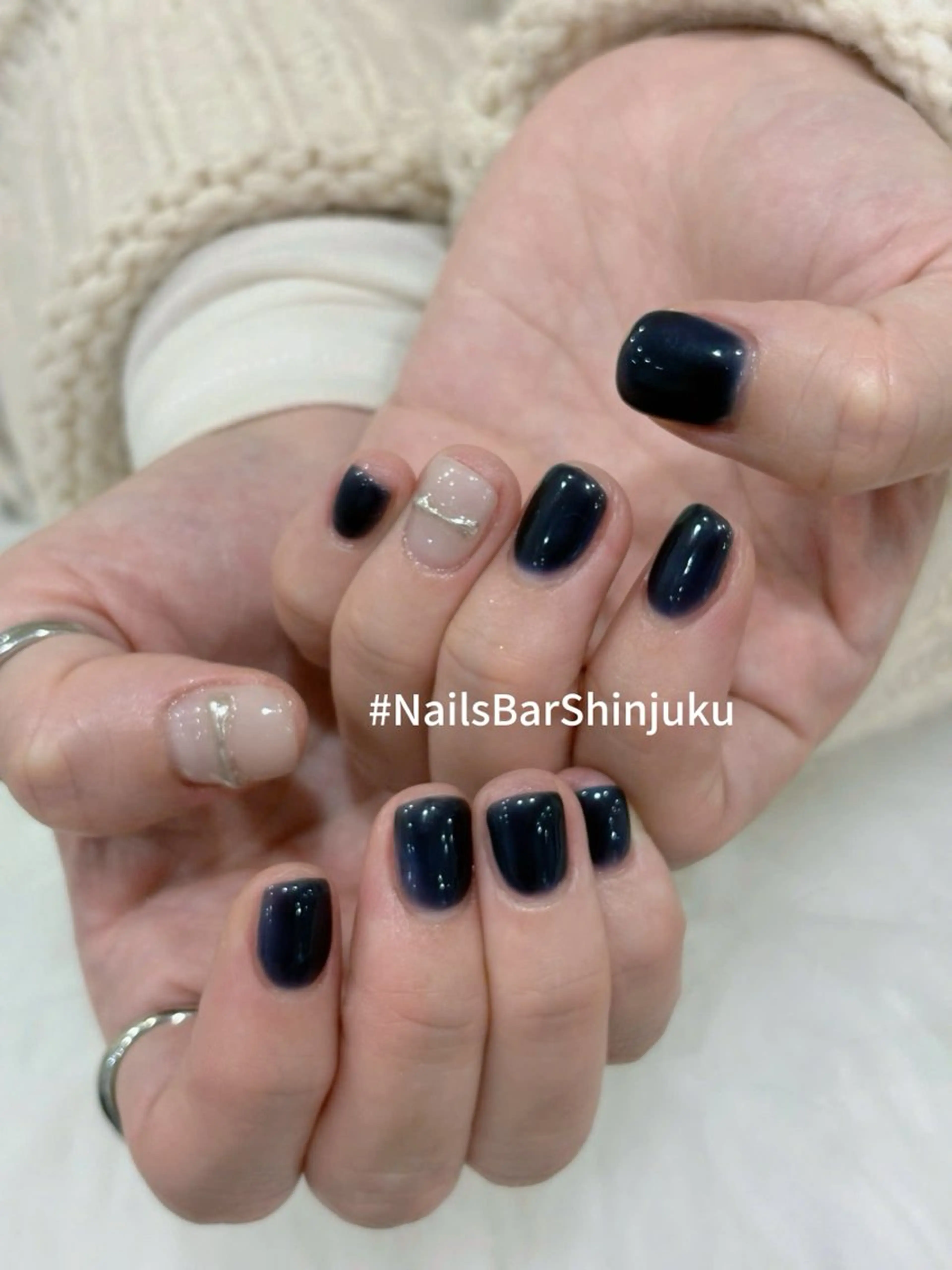 ネイル ボルドー ブラウン チークネイル ドット フットネイル ハンドネイル NAILS BAR SHINJUKUのネイルデザイン