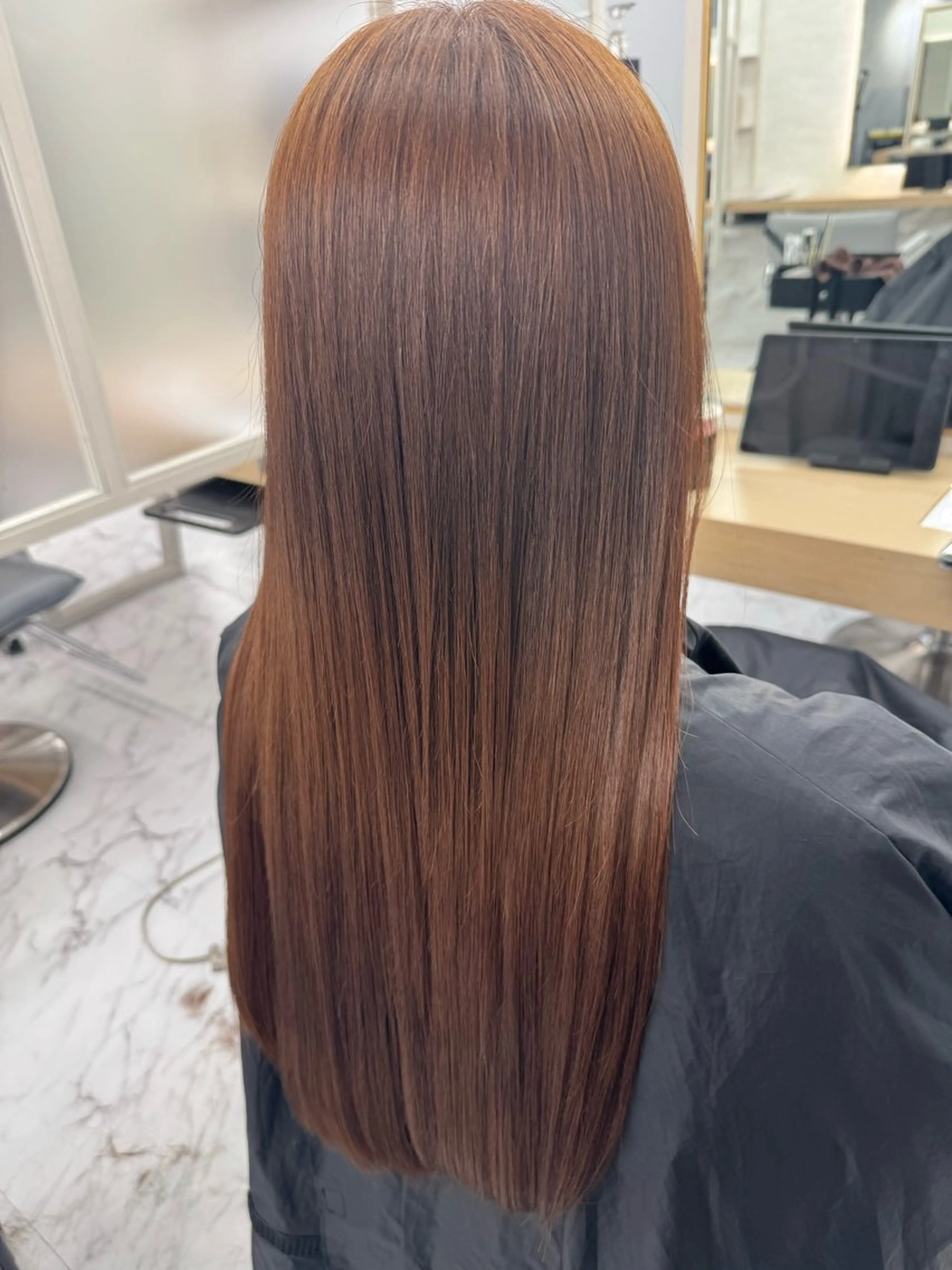 ロング カラー ベージュカラー ブリーチ ブラウンカラー トリートメント 酒井 俊紀のヘアスタイル