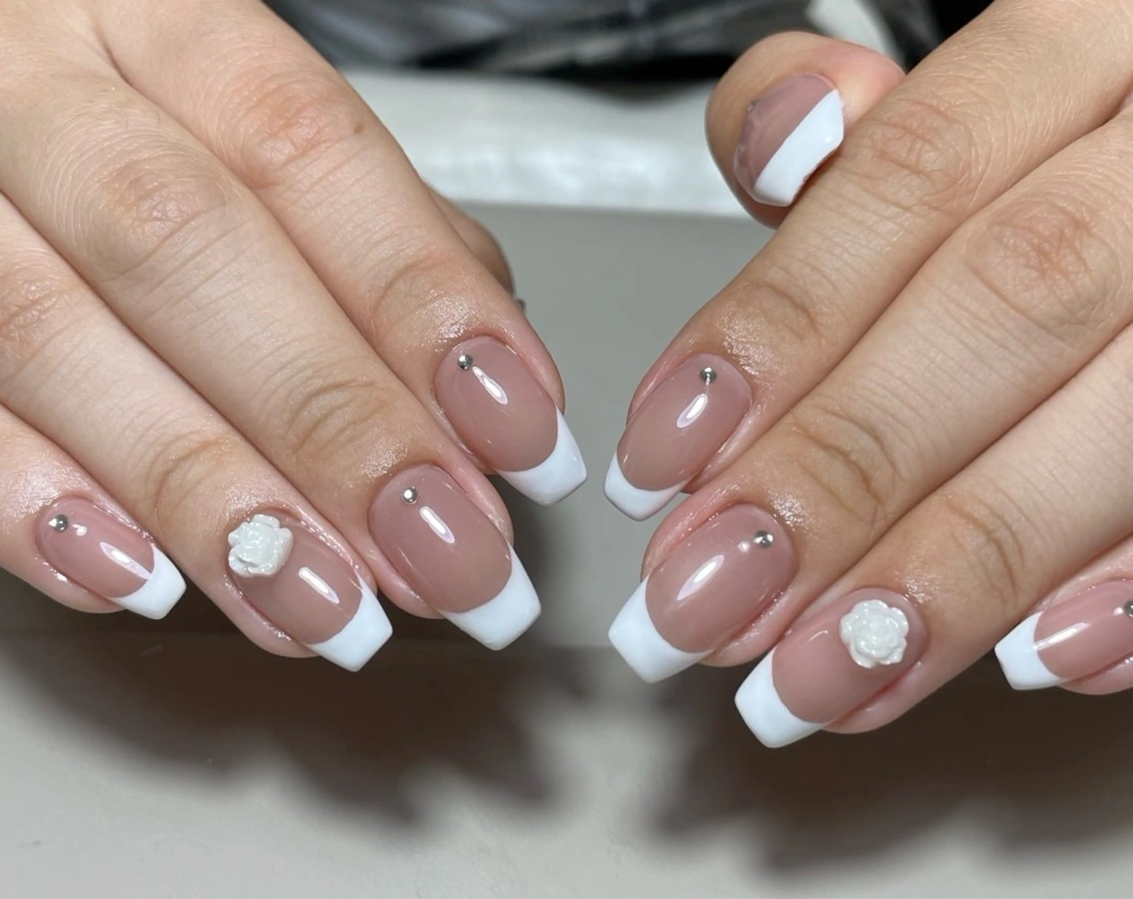 ネイル ハンドネイル THE ONE 鈴木のネイルデザイン