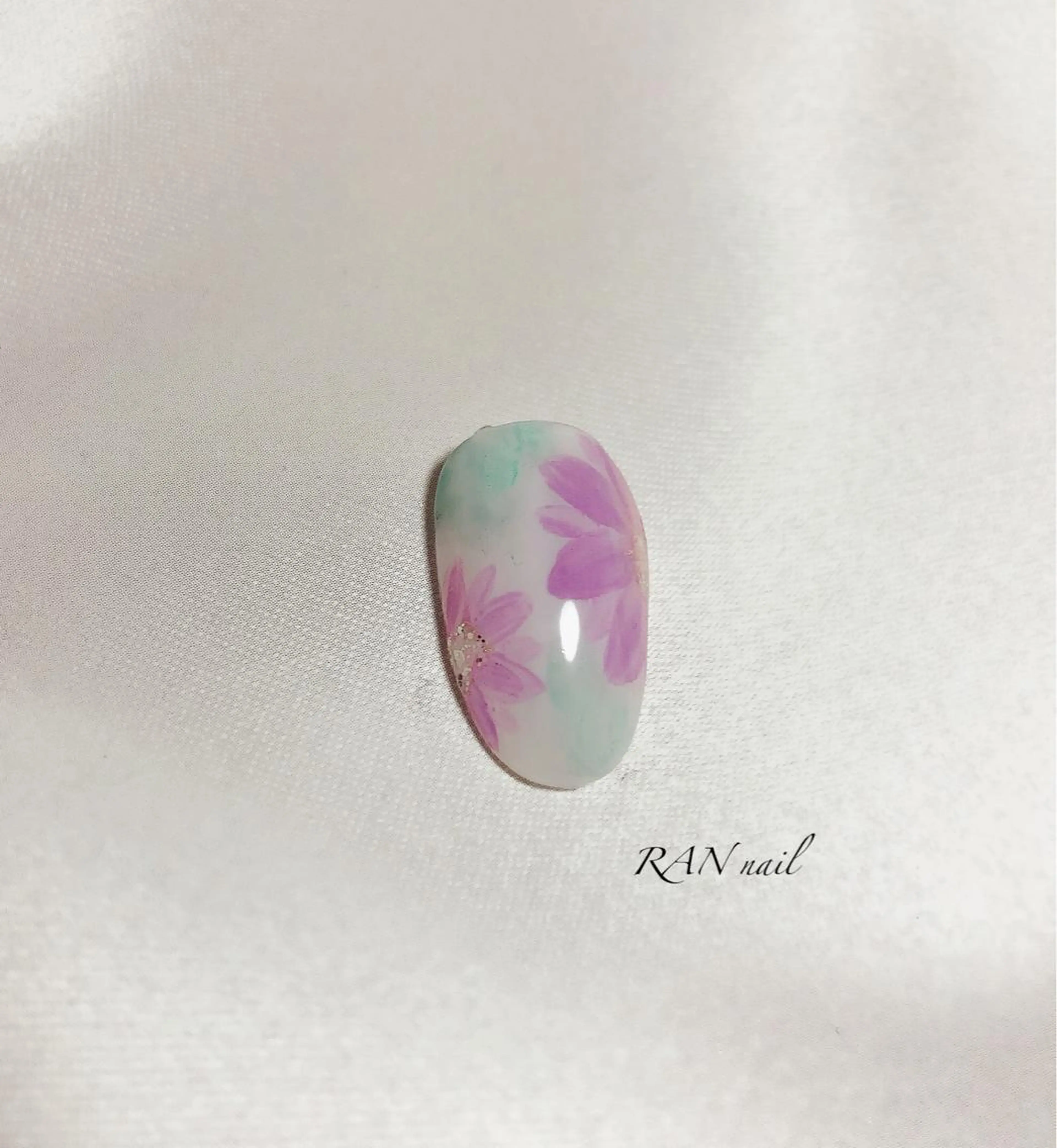 ネイル アートネイル フラワーネイル ジェルネイル 卒業式 グリーン RAN nailのネイルデザイン