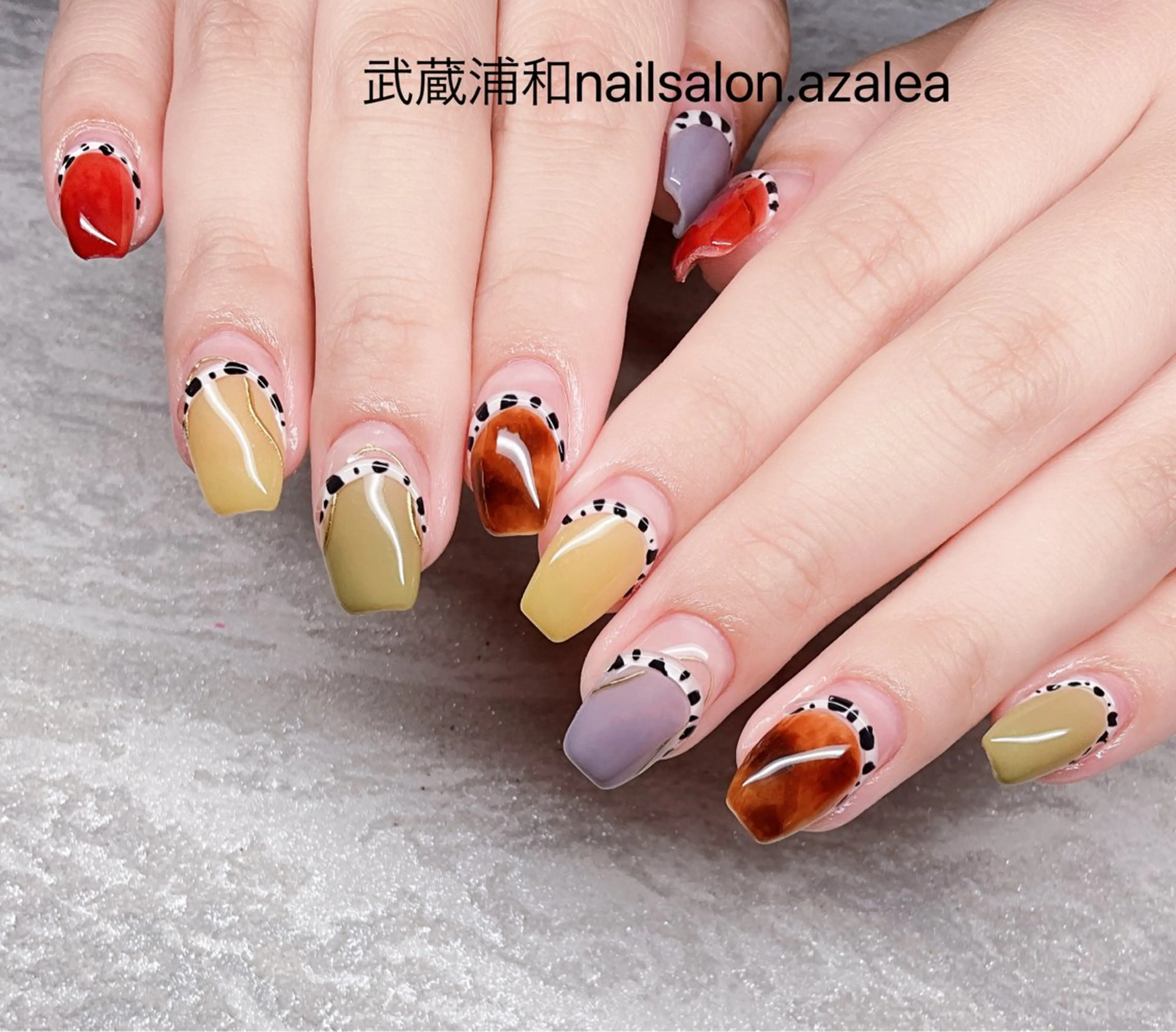 ネイル ハンドネイル R inのネイルデザイン