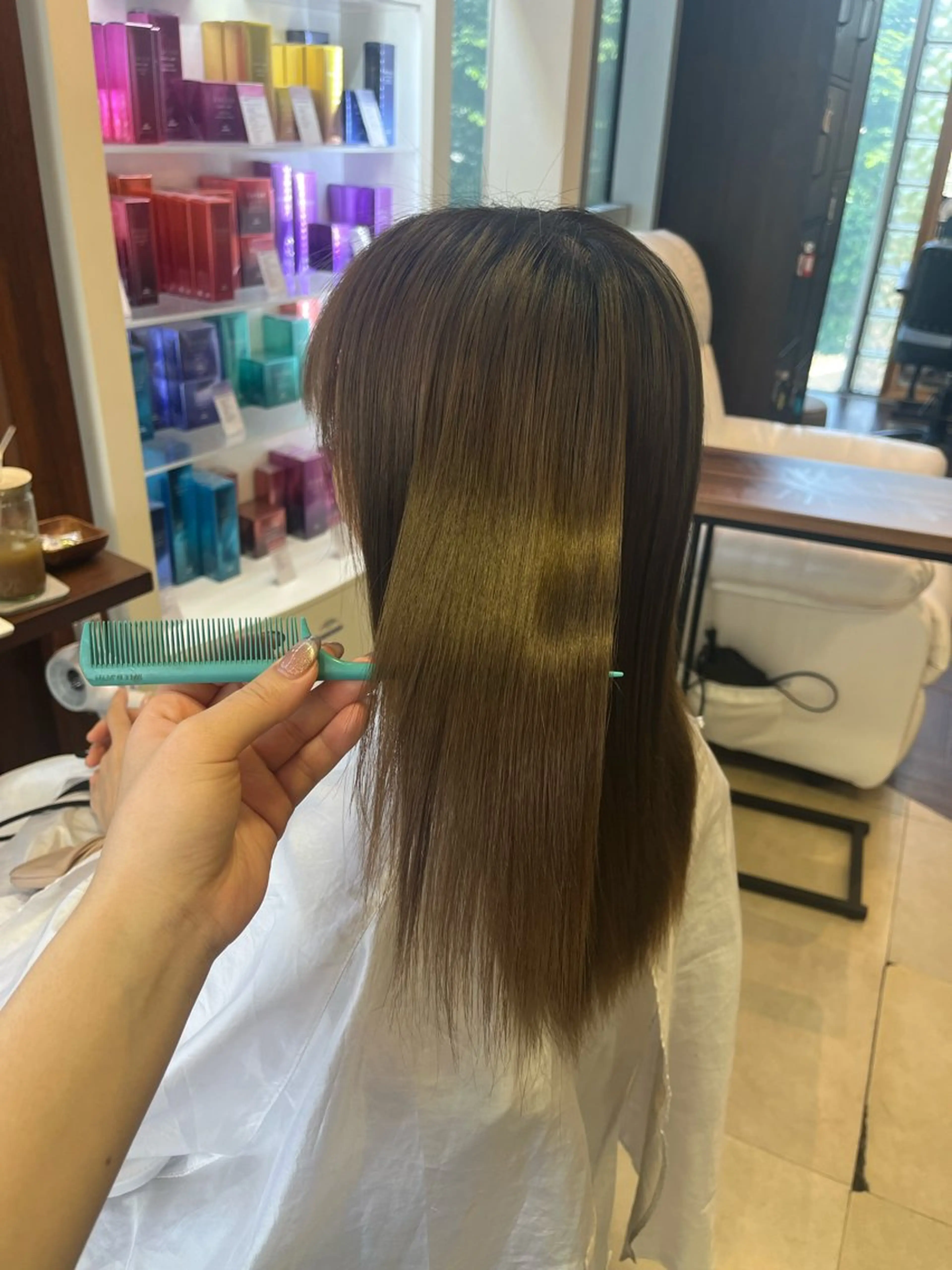 セミロング トリートメント 縮毛矯正 トリートメント カットが上手い 💇‍♂🌸サク🌸のヘアスタイル