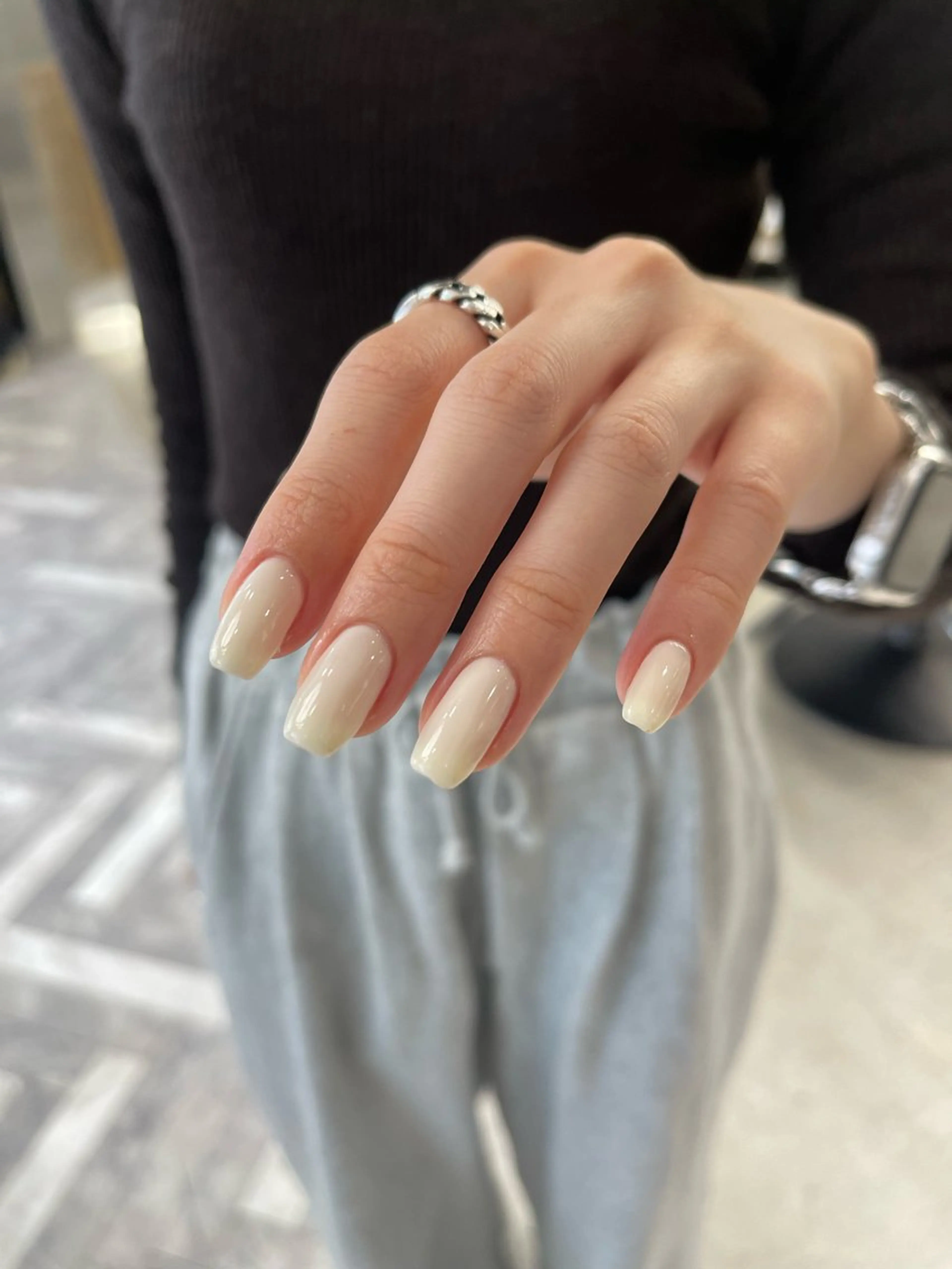 ネイル ハンドネイル しおん🎶｜ひと 癖ニュアンス｜個性派のネイルデザイン