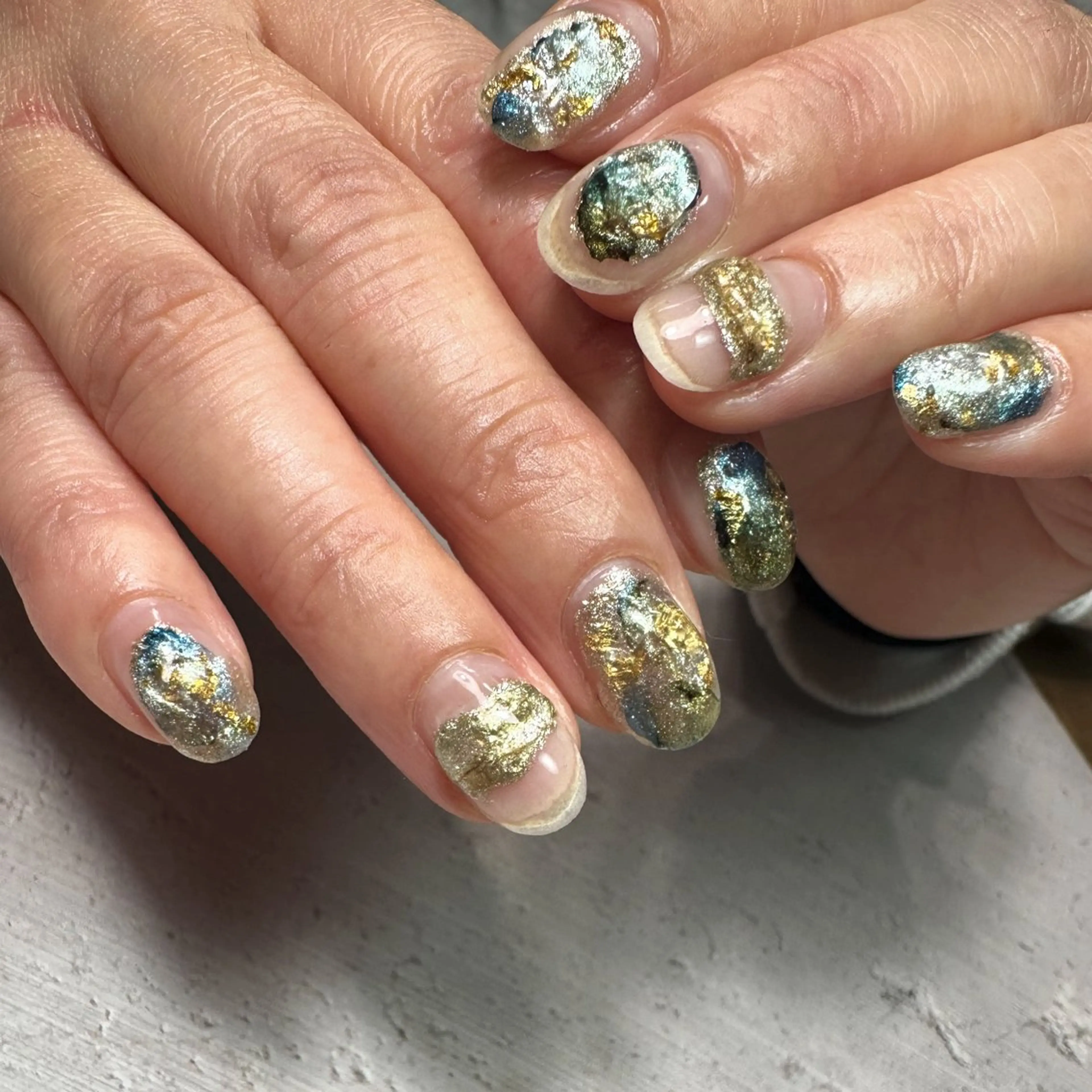 ネイル ブルー フットネイル マグネットネイル ミラーネイル ニュアンスネイル nailsalon Daphneのネイルデザイン