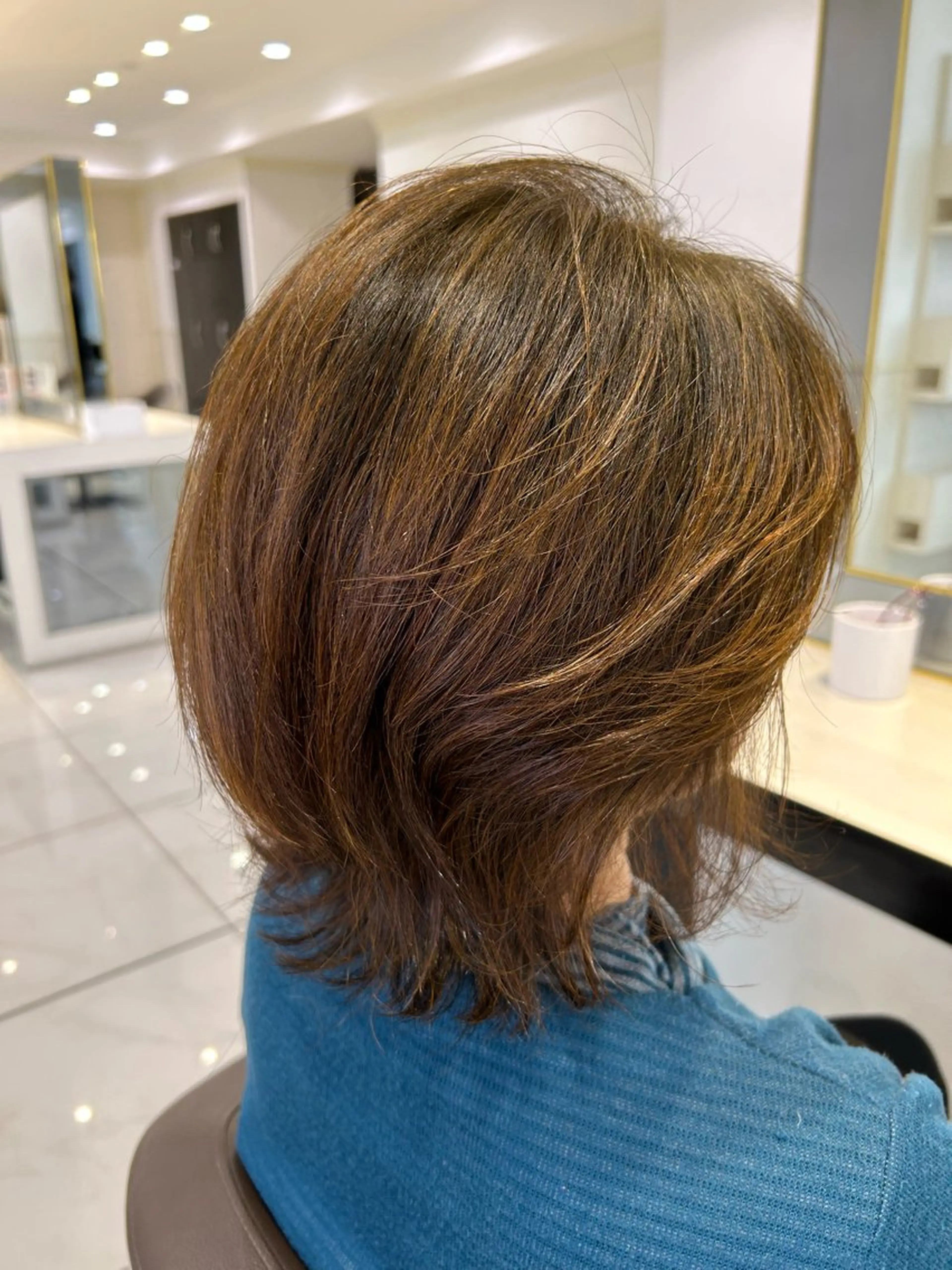 ミディアム カラー ブラウンカラー 似合わせカット カット ヘアカラー 小田切 栄司のヘアスタイル