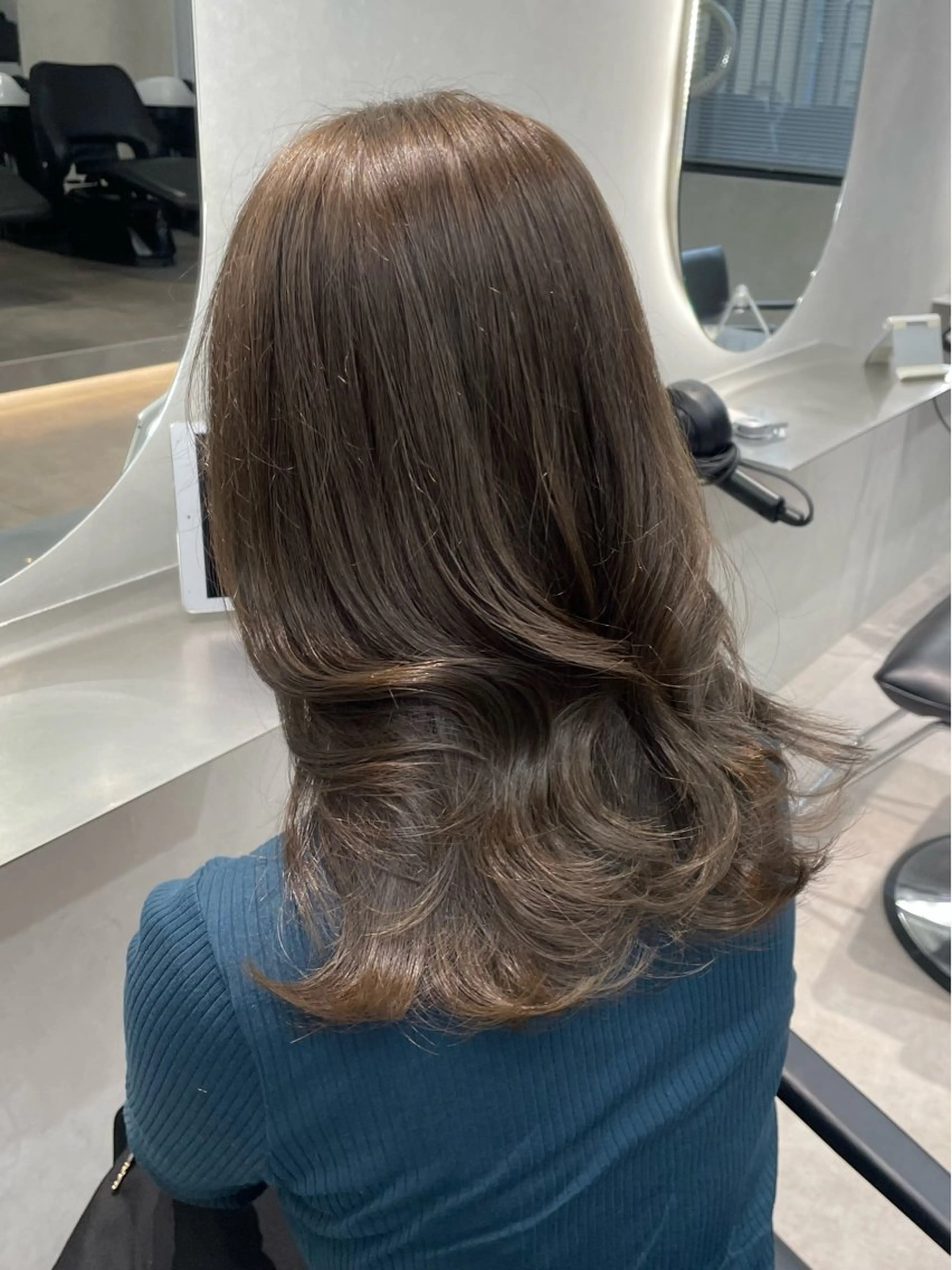 セミロング カラー アッシュ アッシュブラウン ベージュカラー ブラウンカラー 透明感カラー ヘアカラー トリートメント 表参道/透明感 グレージュ/ブラウンのヘアスタイル