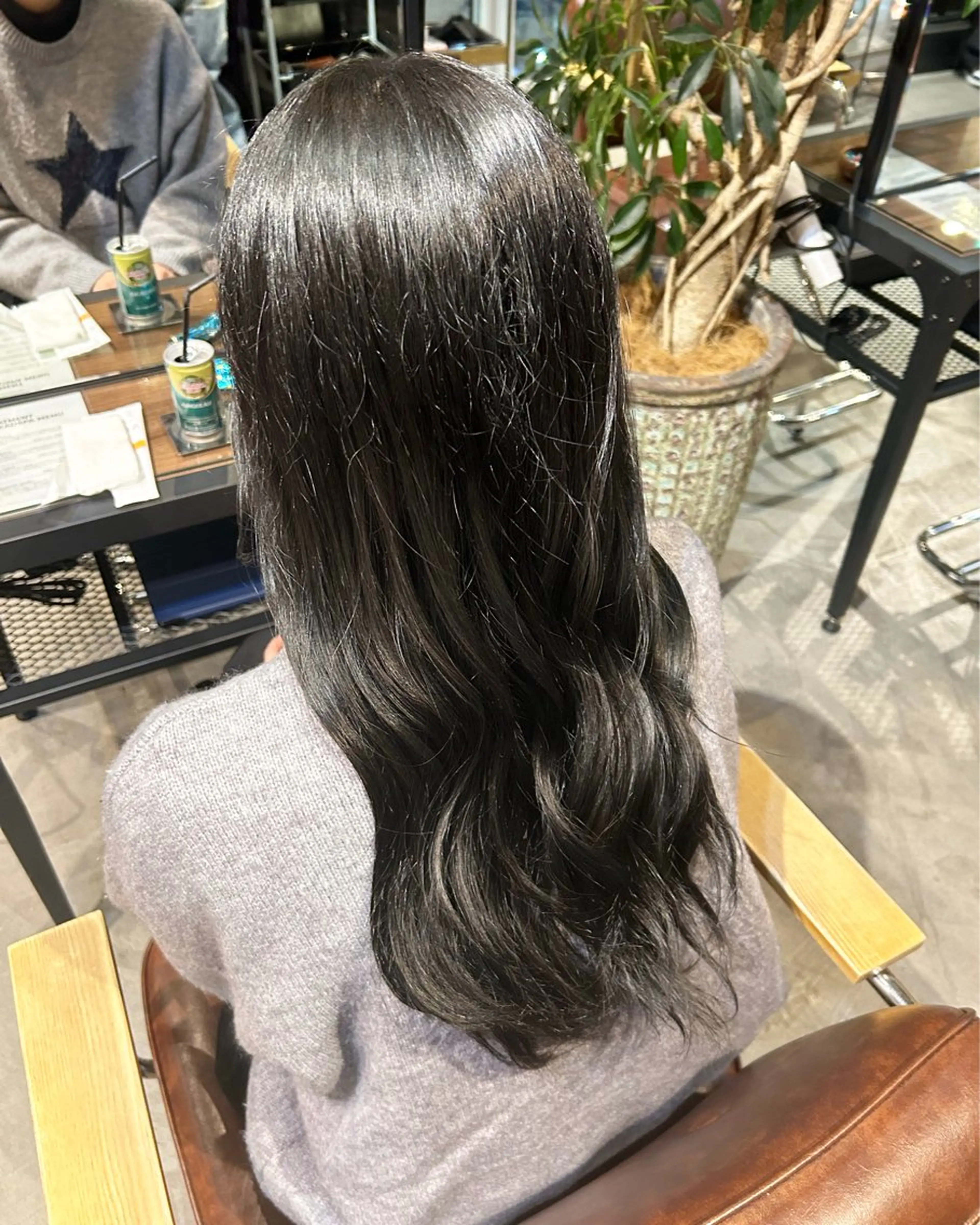 ロング カラー 𝐒𝐇𝐔𝐑𝐈 🦋艶カラー🦋のヘアスタイル