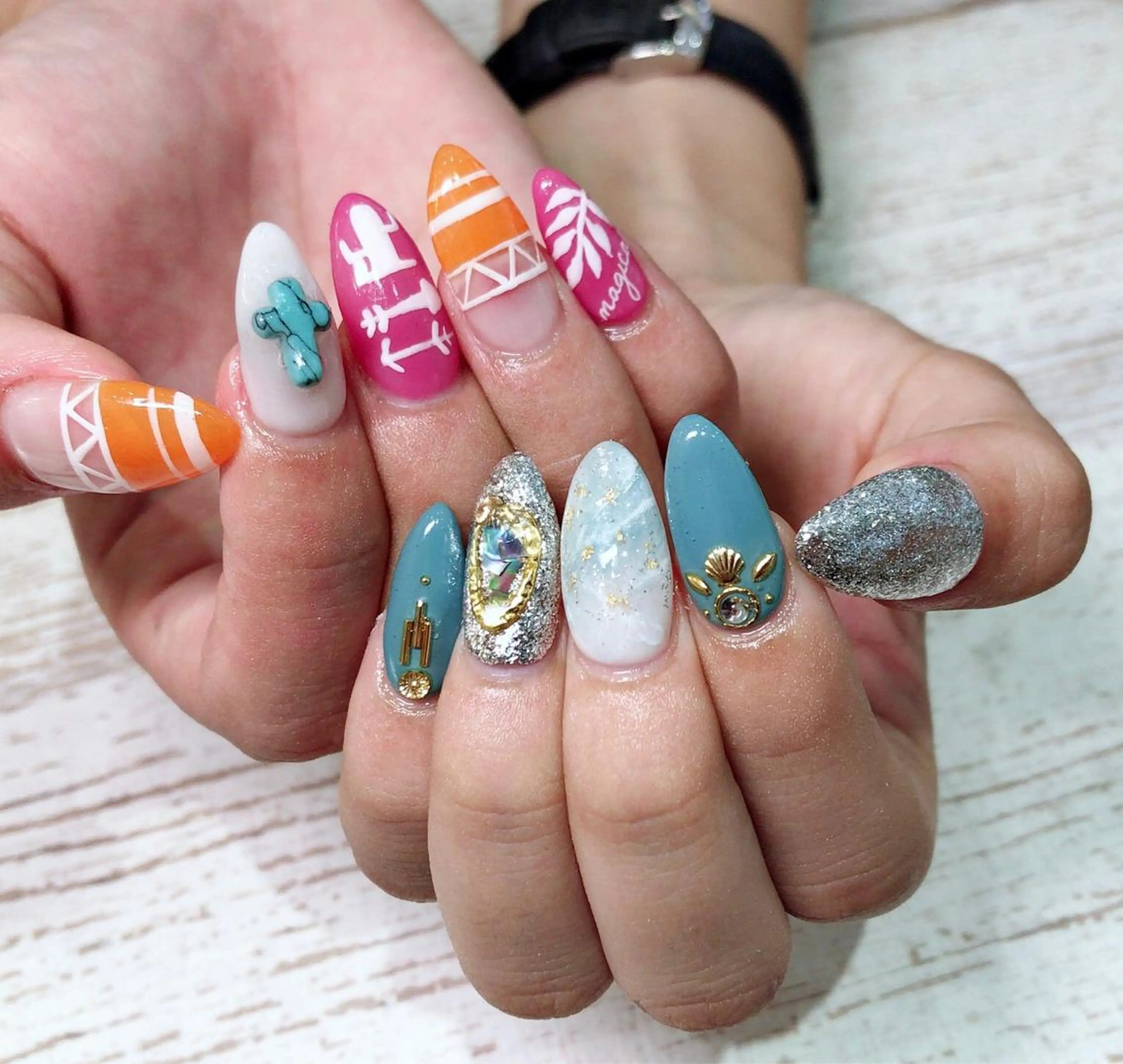 ネイル ハンドネイル Lino+ ネイル&よもぎ蒸しのネイルデザイン