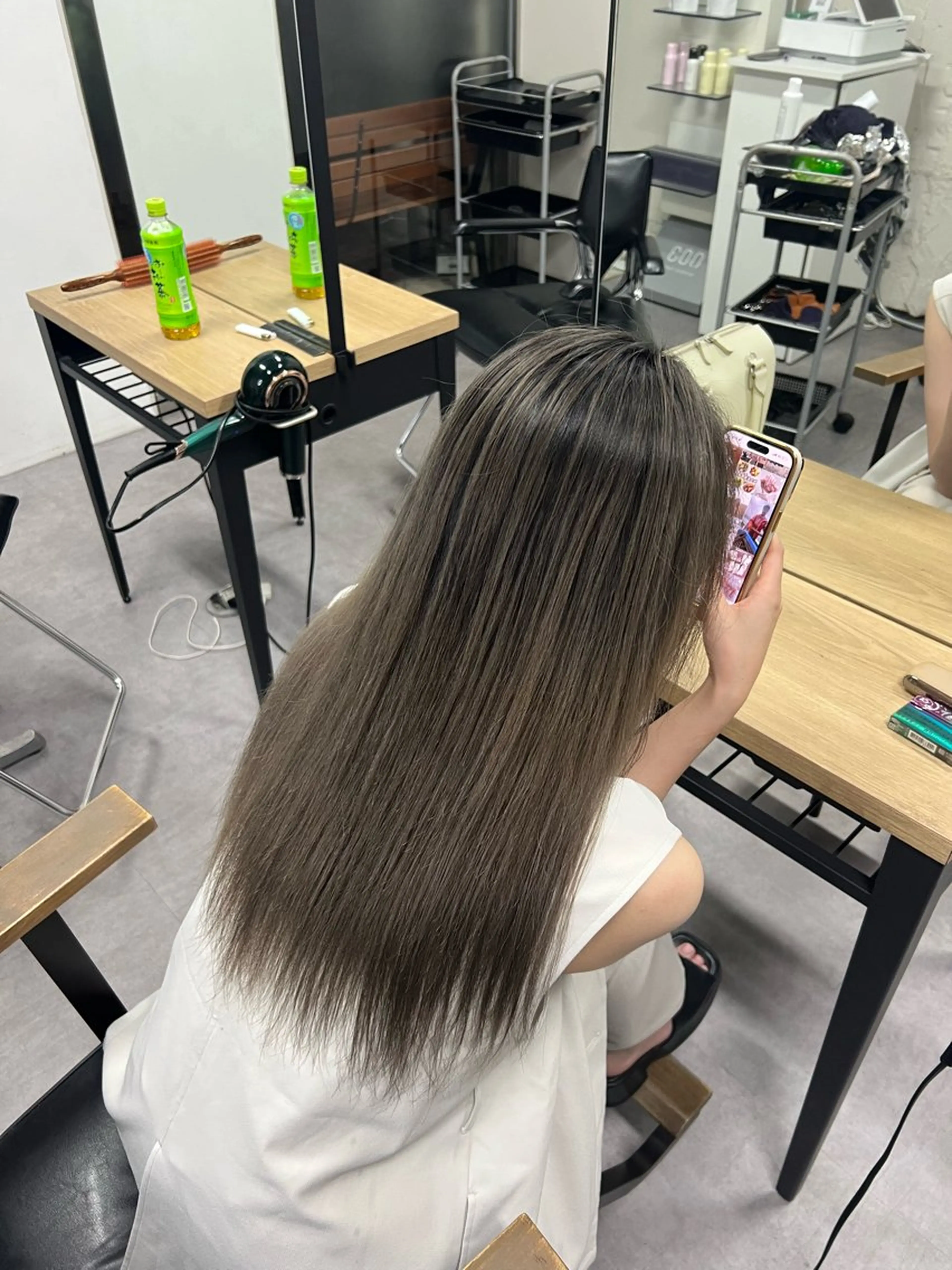 カラー SWAY_KAI_ 長谷川魁のヘアスタイル