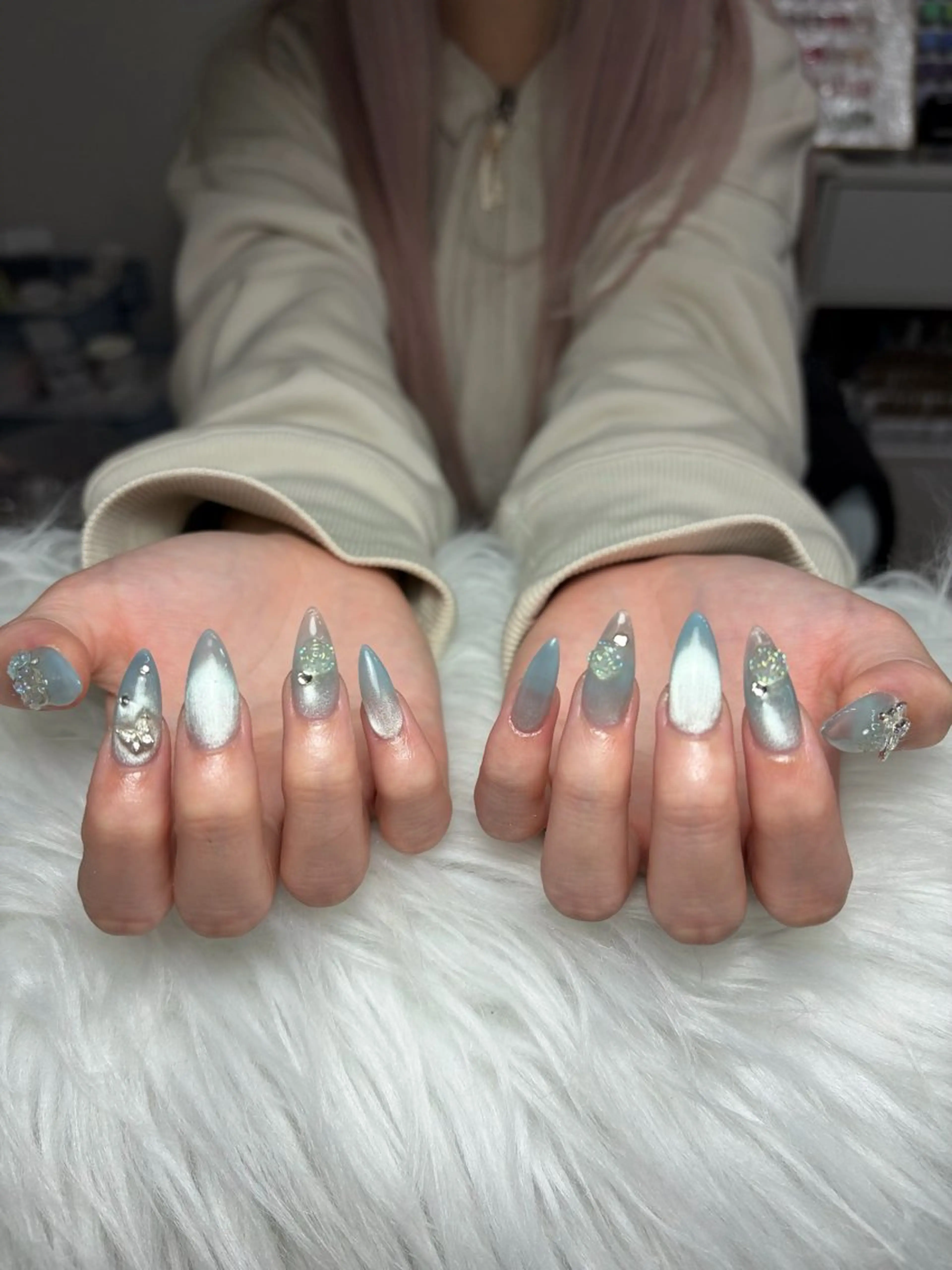 ネイル アートネイル 長さ出し ジェルネイル マグネットネイル ニュアンスネイル ハンドネイル Cloudy Chan Nailのネイルデザイン
