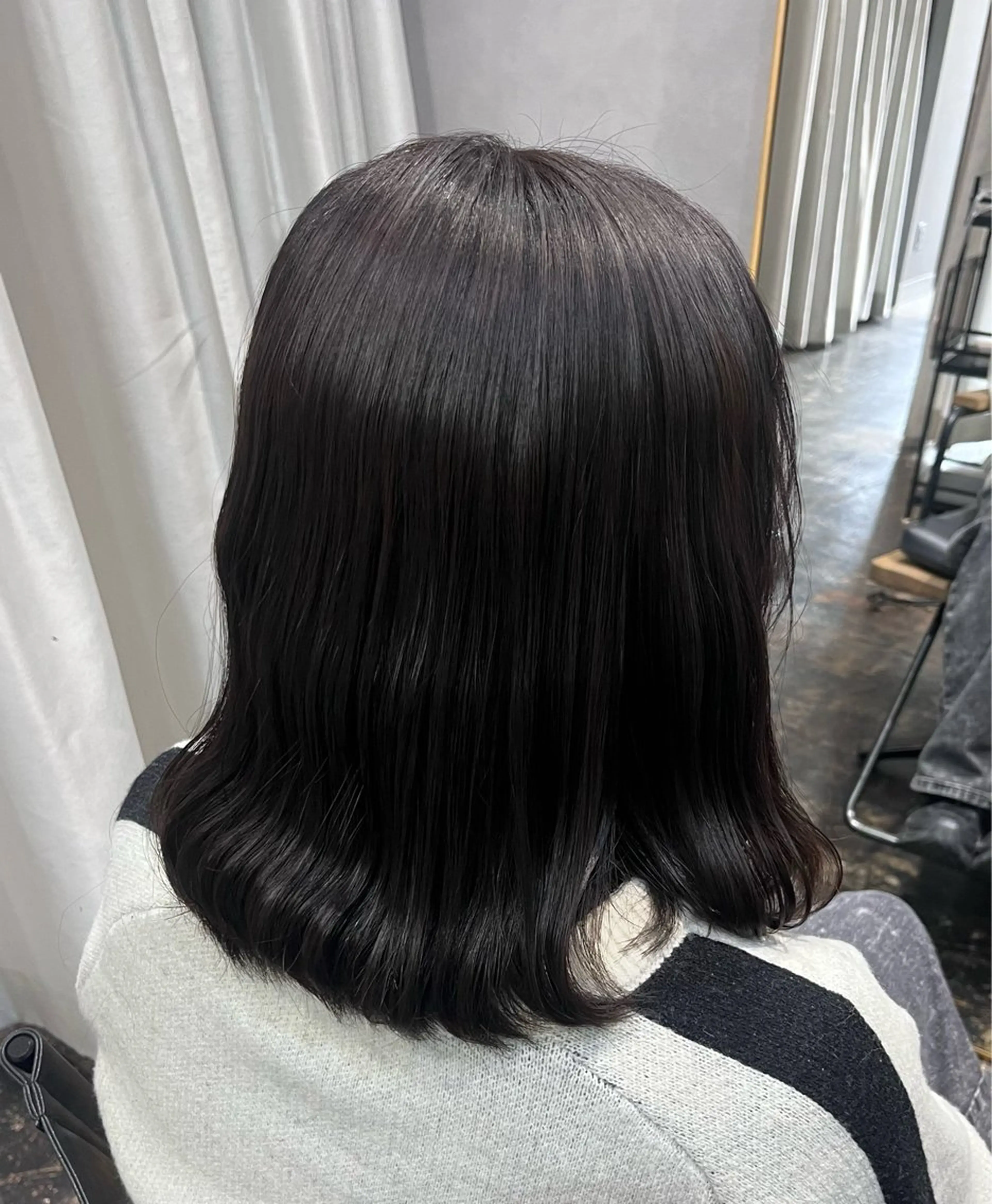 ミディアム カラー ダークグレー ダークグレージュ グレージュ 韓国風ヘア ヘアカラー 透明感カラー/パーマ 🌀アオノのヘアスタイル