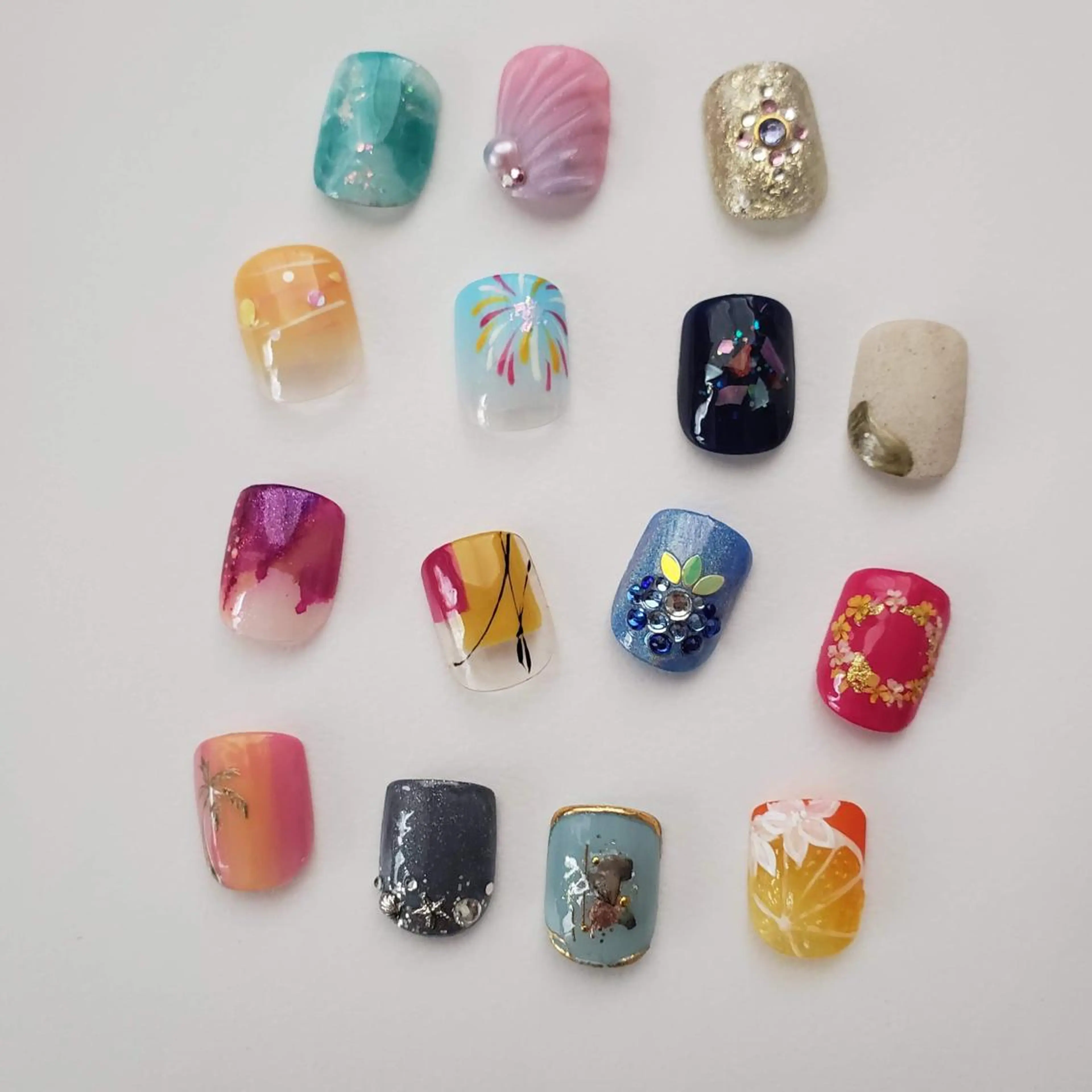 ネイル ネイリスト モリシタのネイルデザイン