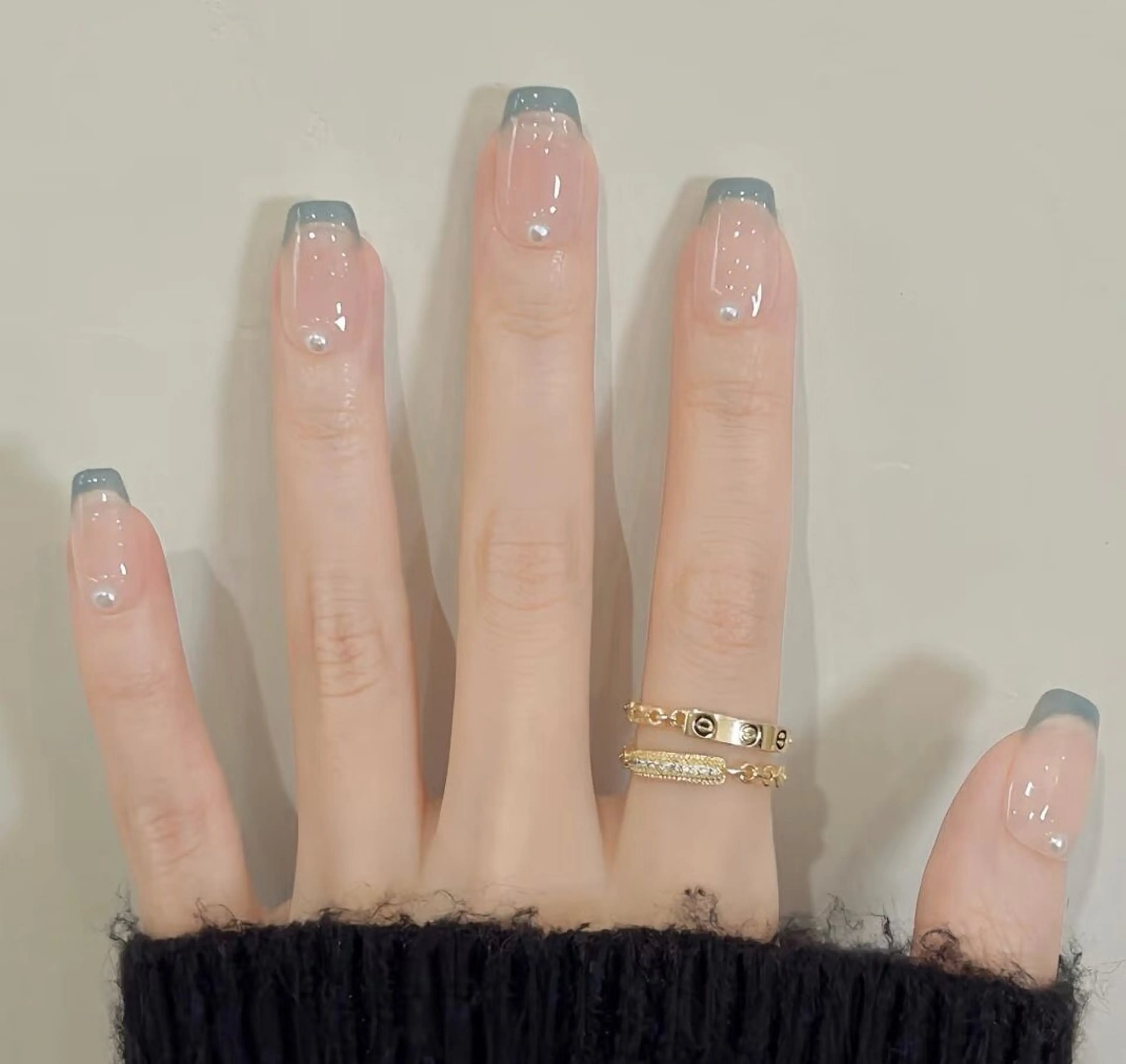 “口コミ不可” 《HAND》カラーフレンチ/カラグラ(ベースカラー込)の写真