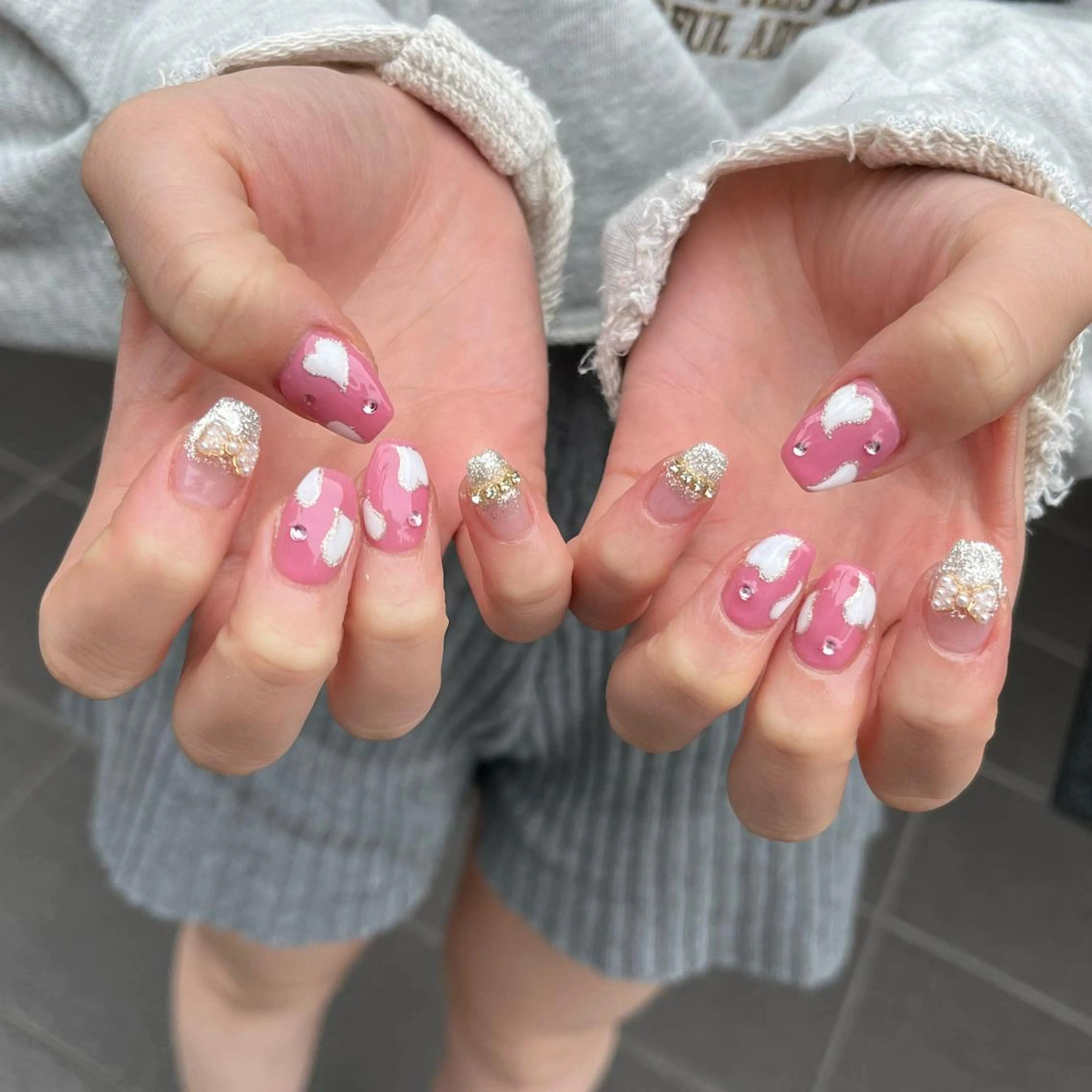 ネイル ハンドネイル ☁️BLITZ 🎀笠原雪音🎀のネイルデザイン