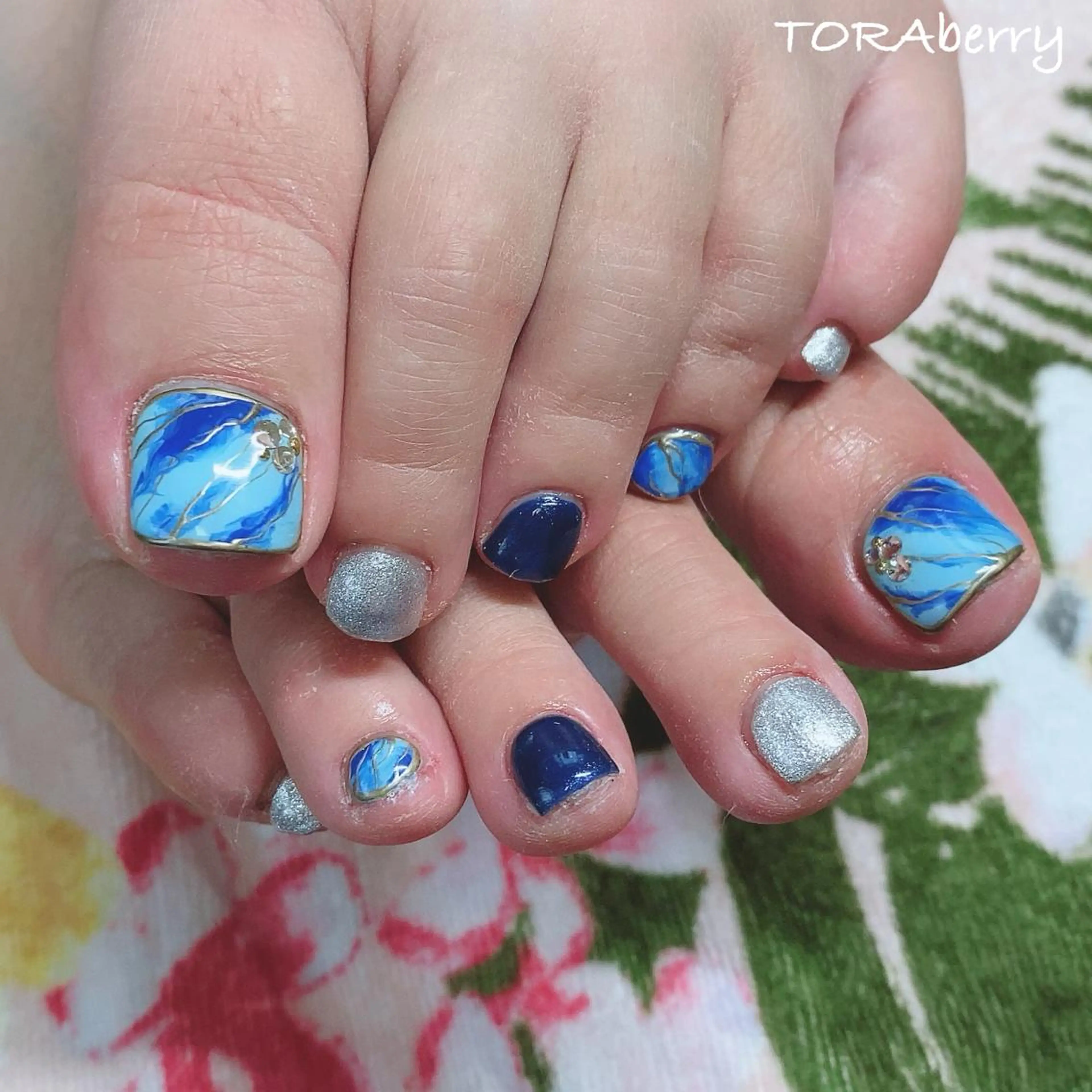 ネイル ネイリスト なつみのネイルデザイン