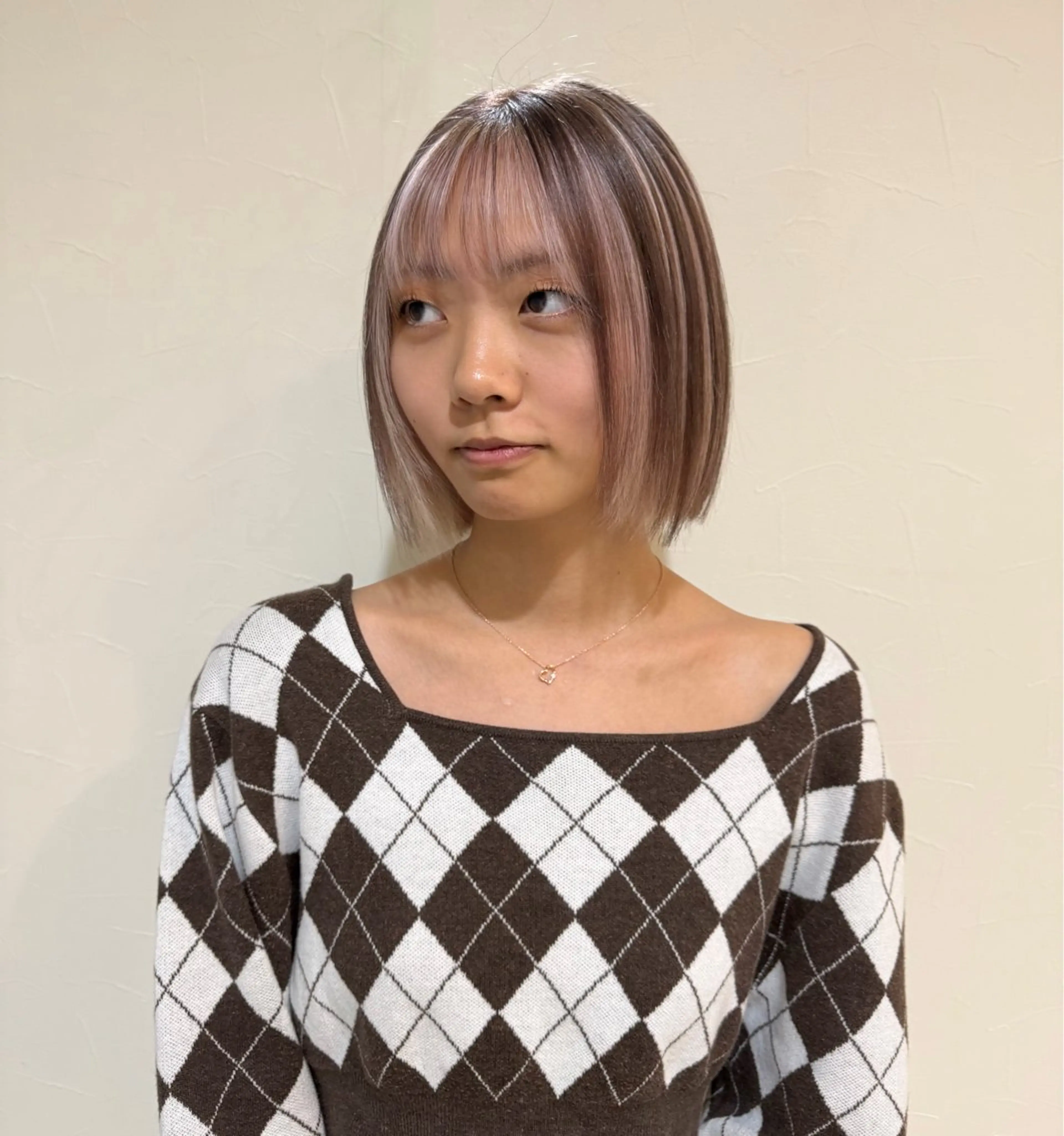 ショート ヘアカラー ベージュ/透明感 color/rinのヘアスタイル
