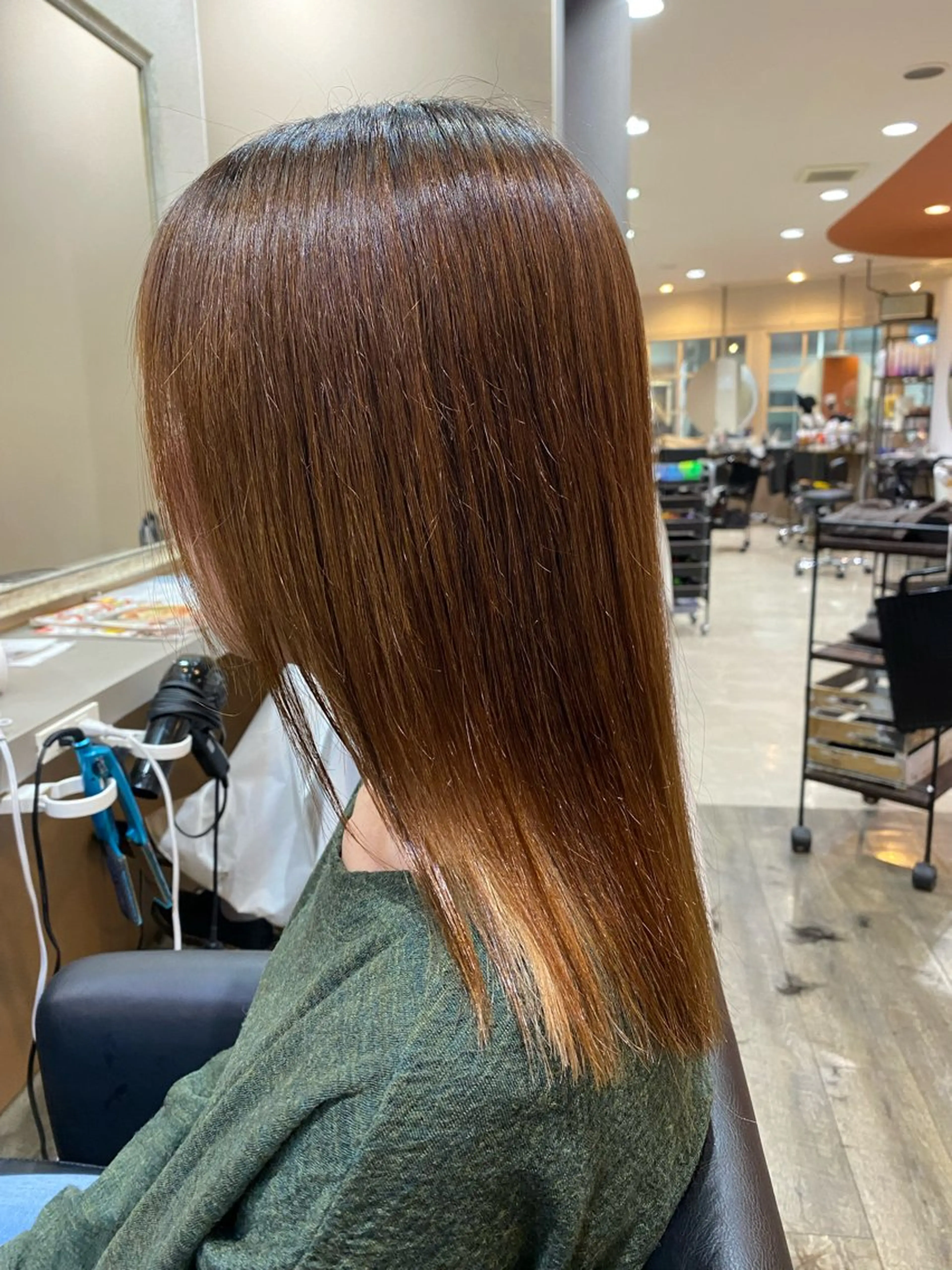 セミロング 原田 英治のヘアスタイル