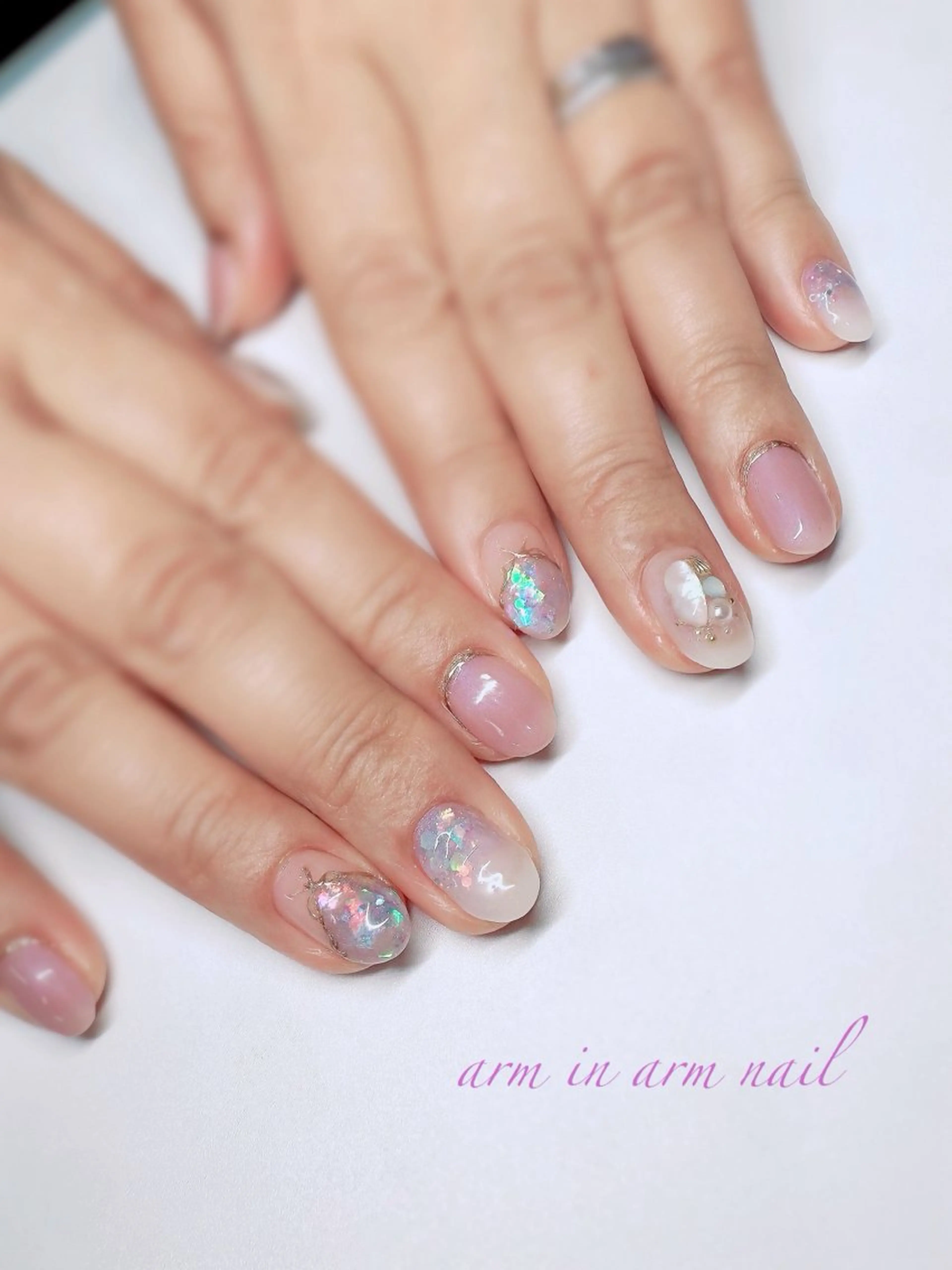 ネイル arm in arm ︎✿Yamamotoのマツエク・マツパデザイン