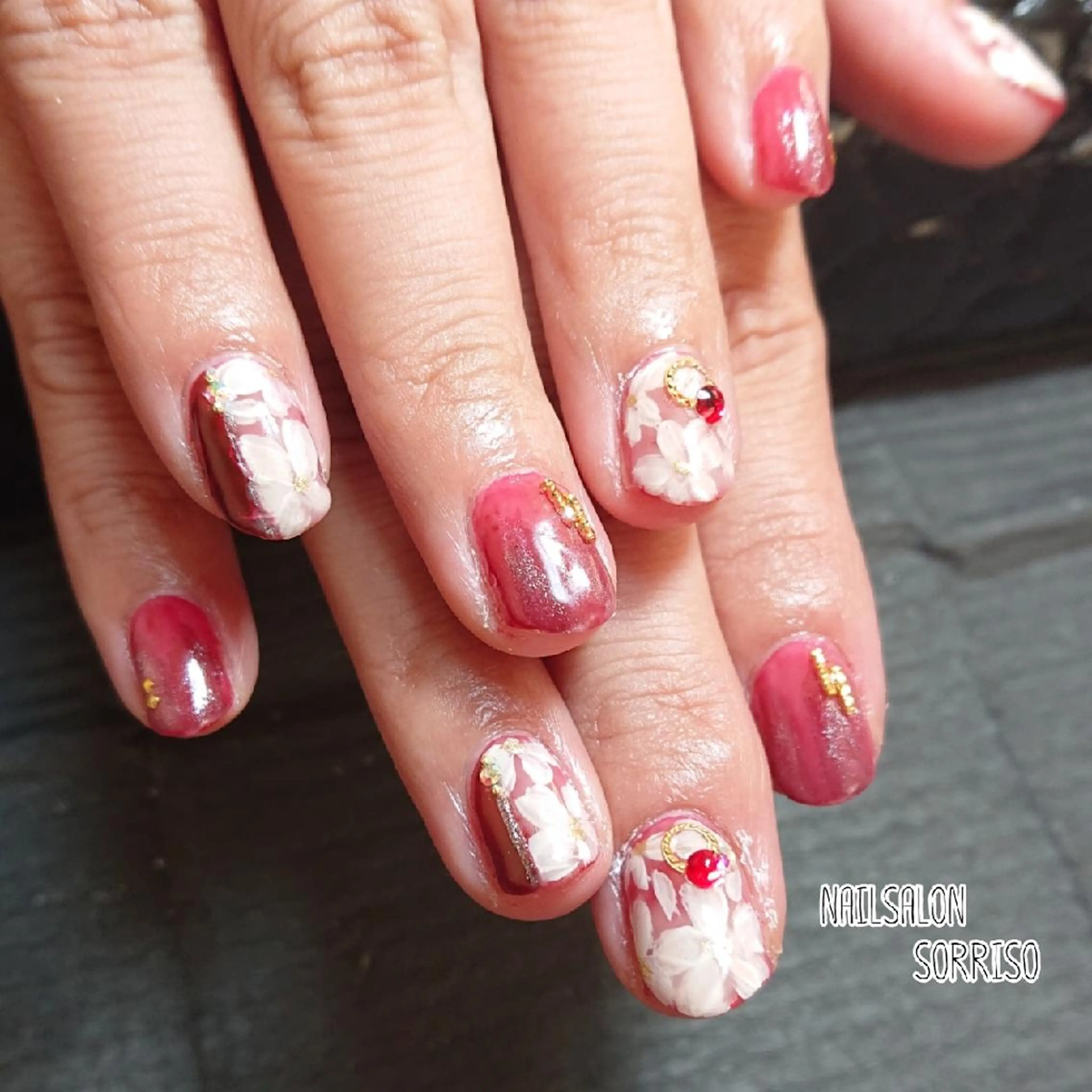 ネイル KOYAMA KIMIEのネイルデザイン