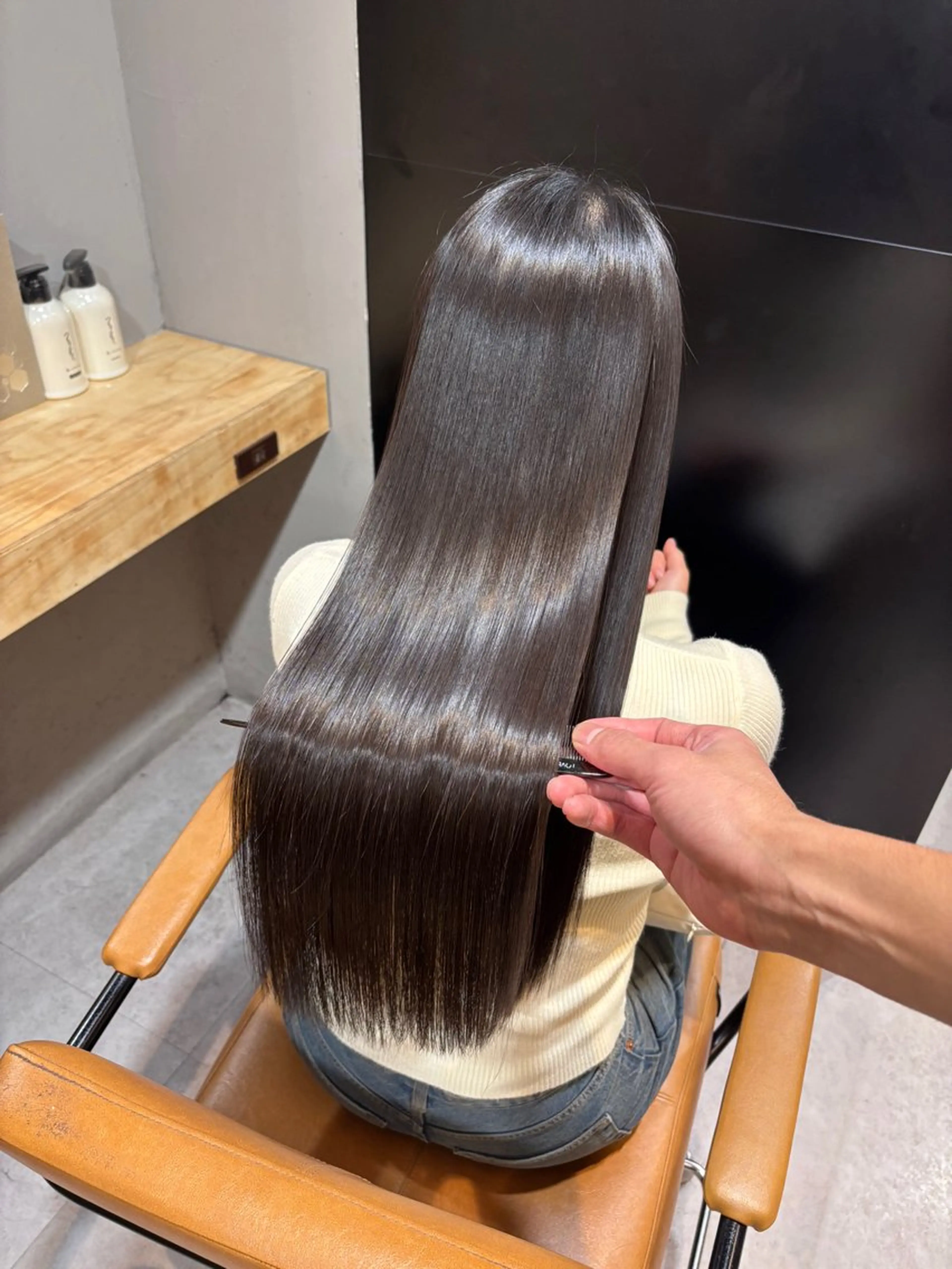 ロング 髪質改善 カット 縮毛矯正 ioeマネージャー /陰山 英明のヘアスタイル