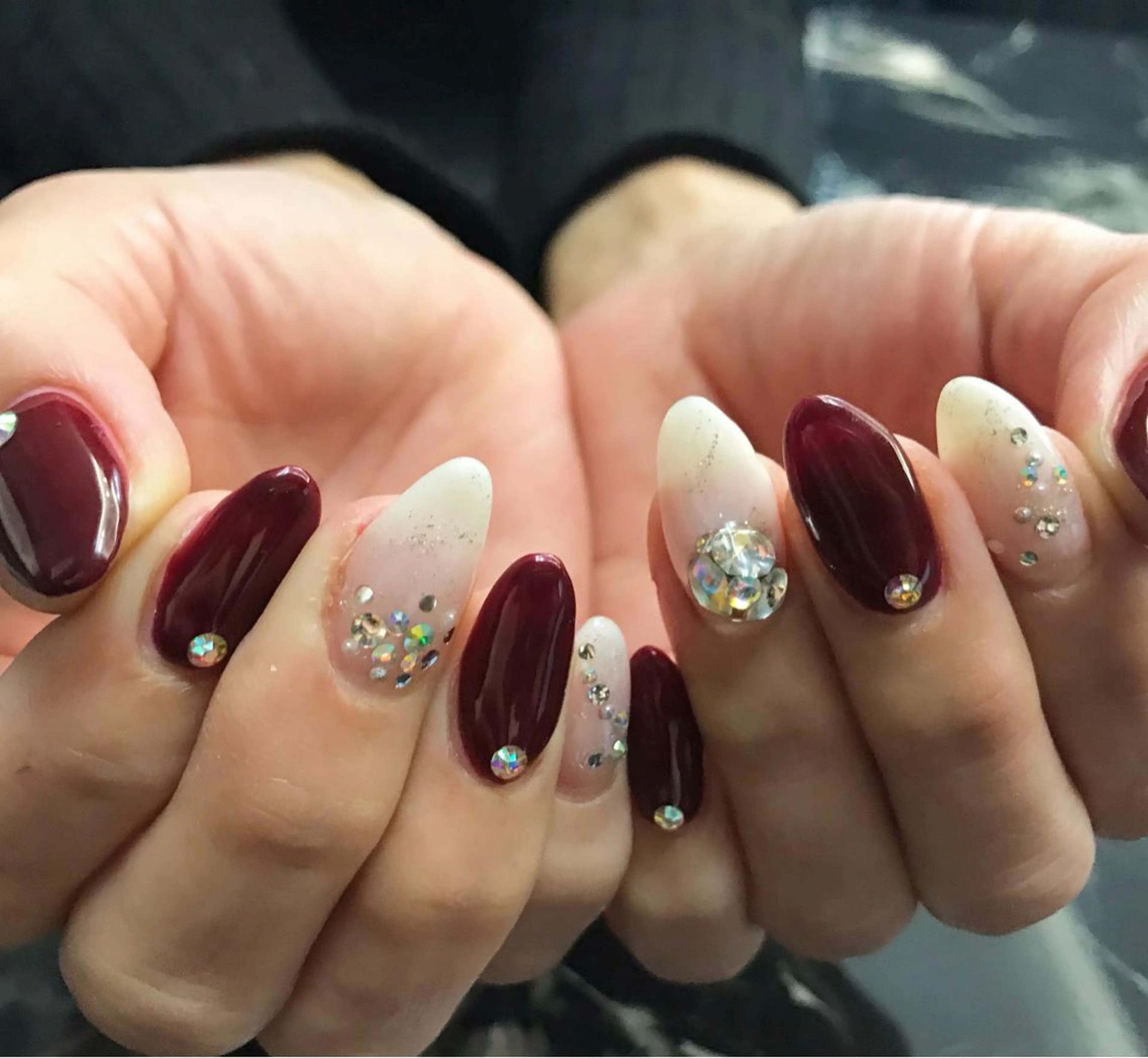 ネイル ボルドー フットネイル シンプルネイル 春ネイル 夏ネイル nail fufla ♡yamane♡のネイルデザイン