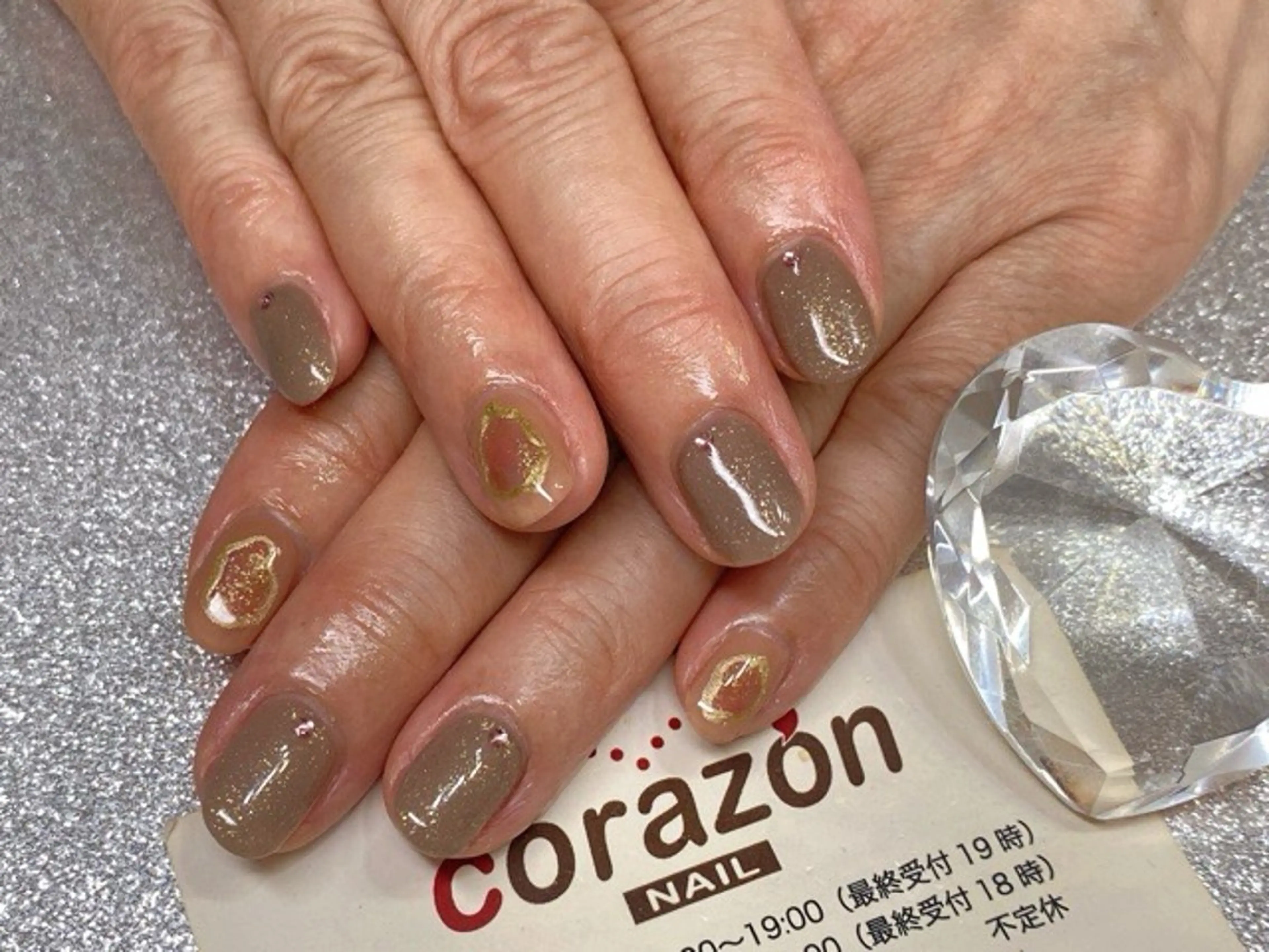 ネイル ラメ(グリッター) ストーンネイル corazon所属・ネイリスト aicoのネイルデザイン