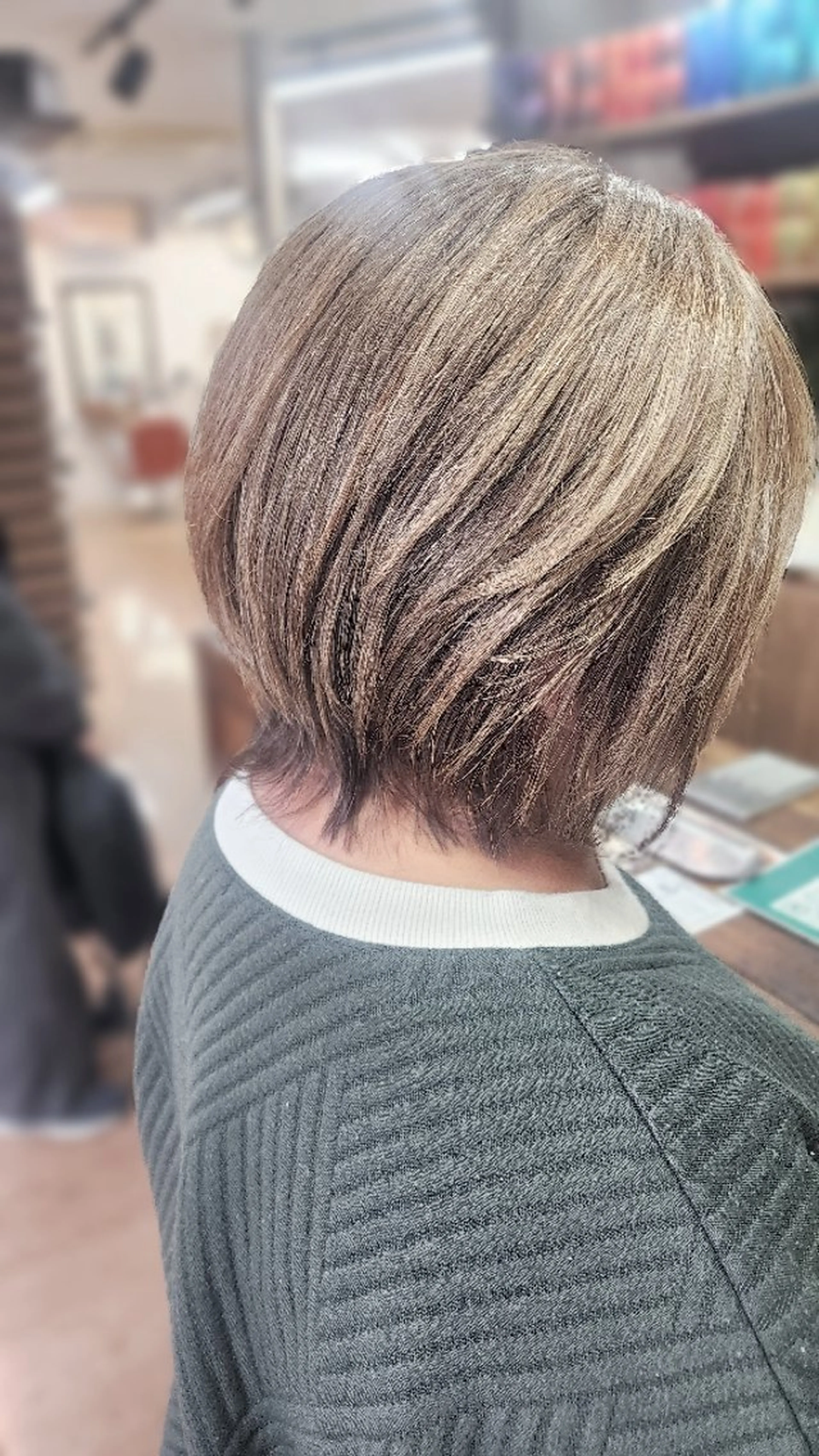 ショート カラー 柏 康孝のヘアスタイル