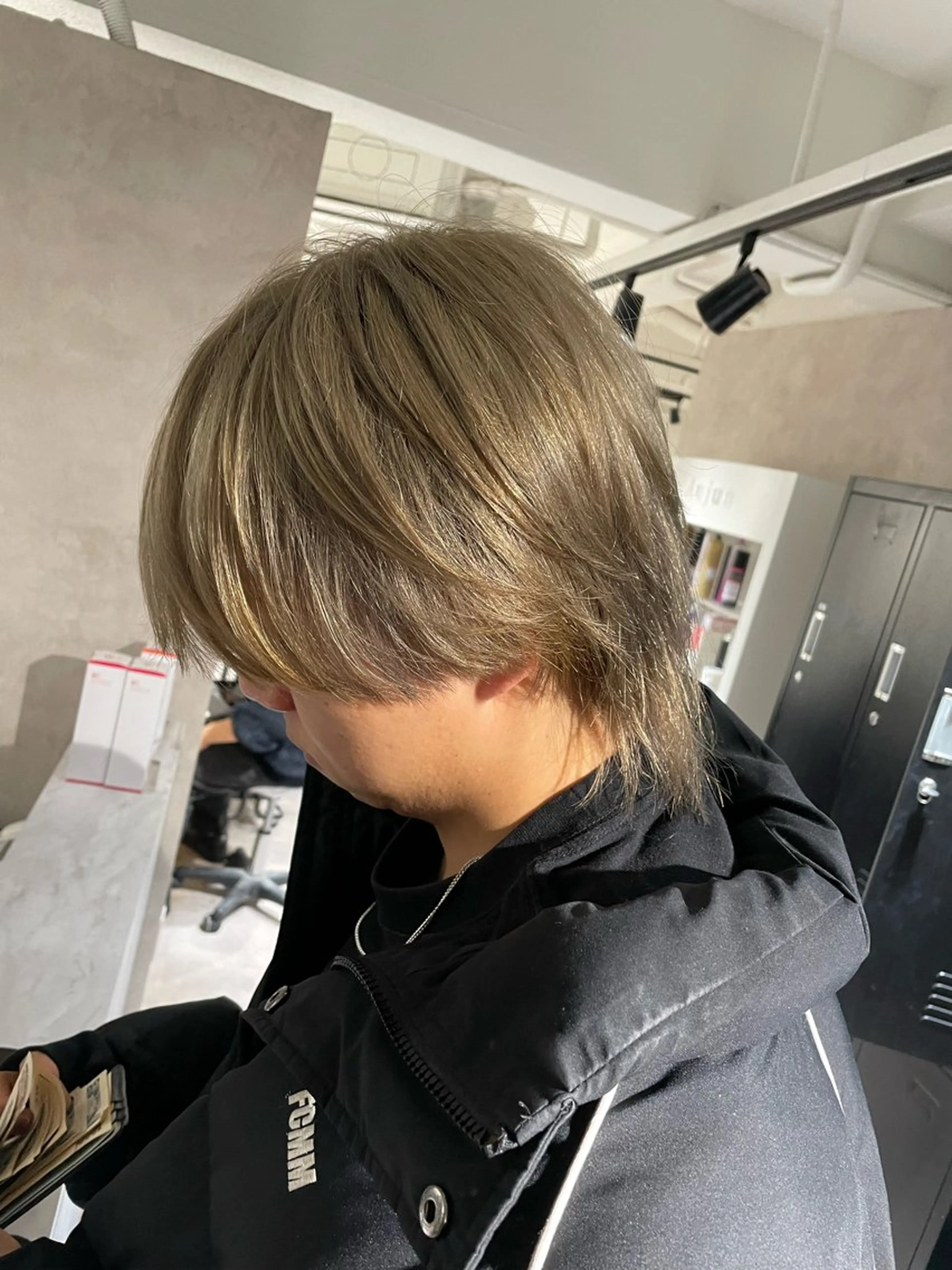 ショート カラー メンズ ヘアカラー 🩵ハイトーン/ レイヤーYUZU🩵のヘアスタイル