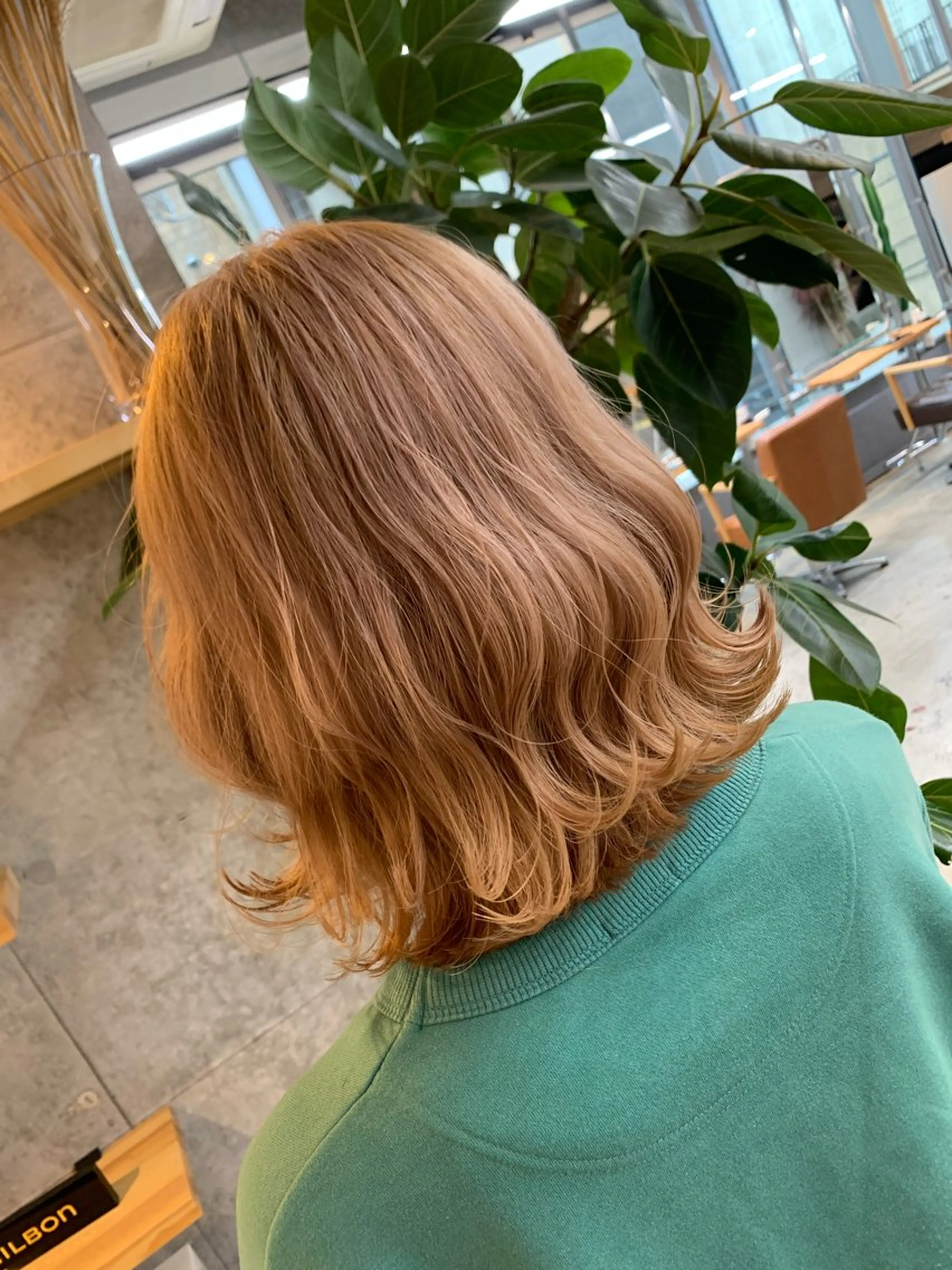 ミディアム カラー 天野 開のヘアスタイル